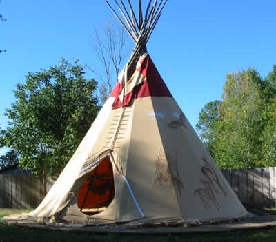 Deer Tipi 