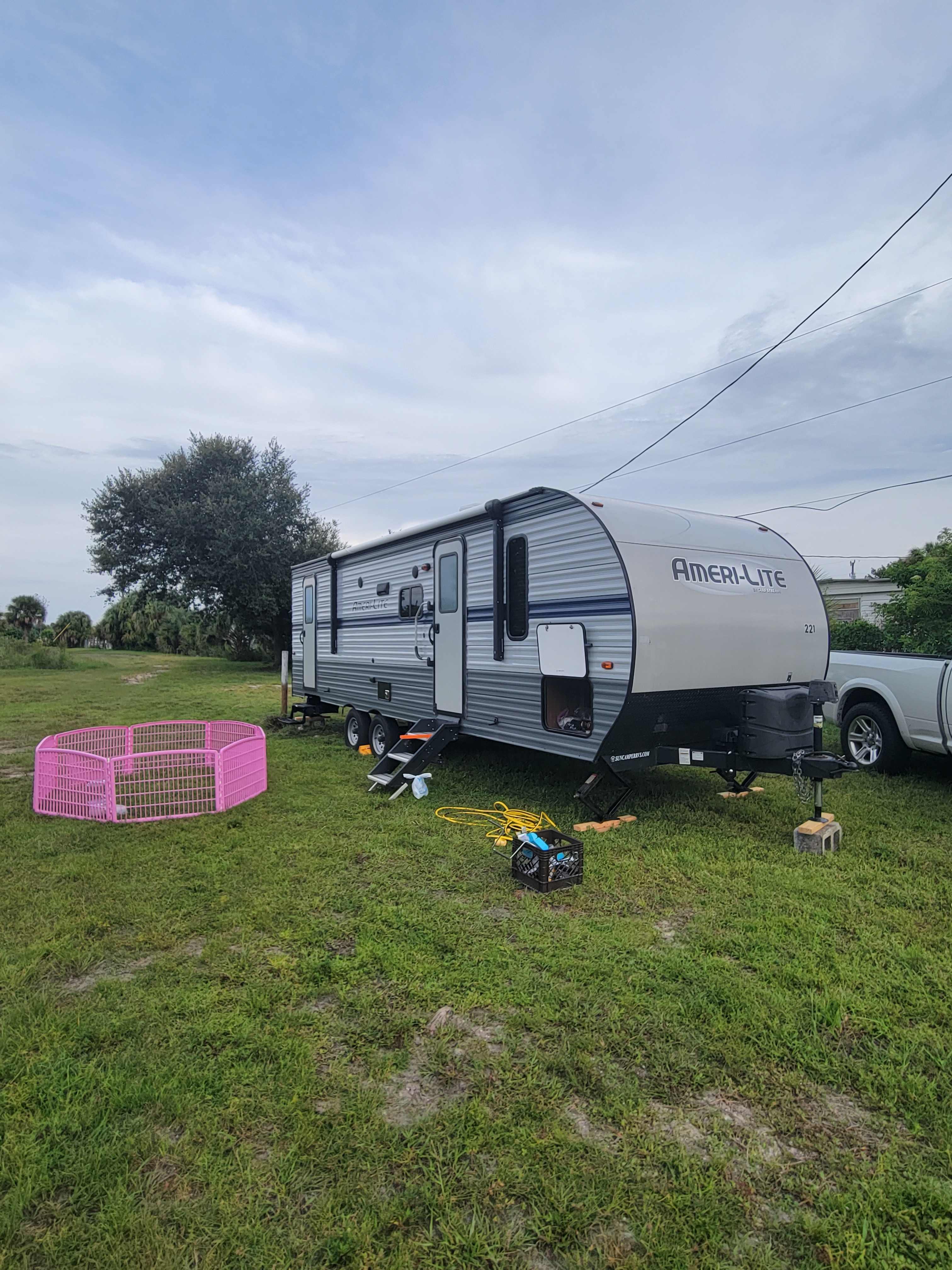 Blue Fox Ranch: Lake & Farm Camp