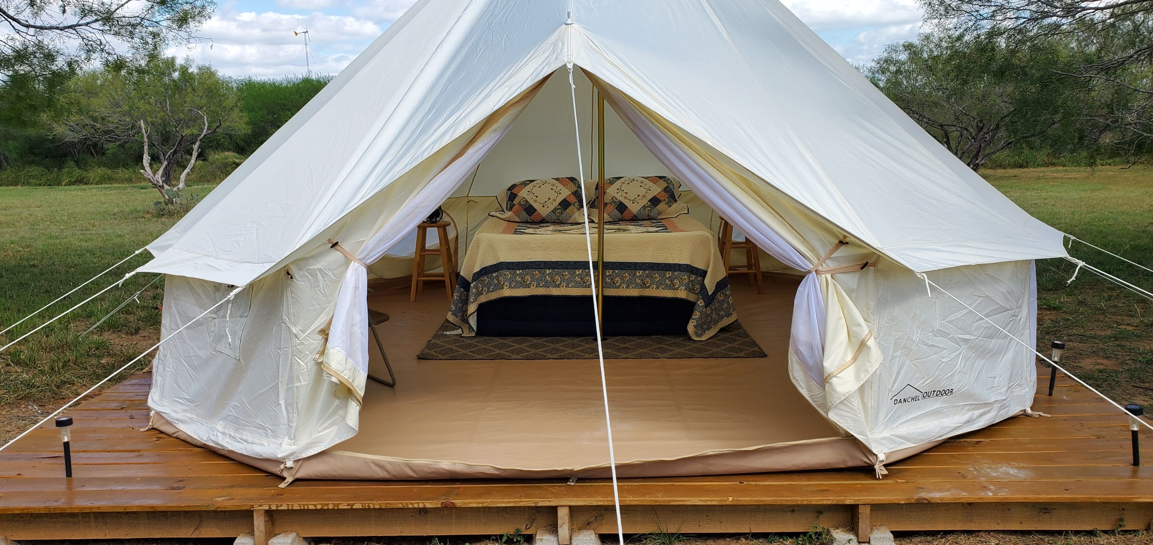 Book 12+ Acres for Group Glamping