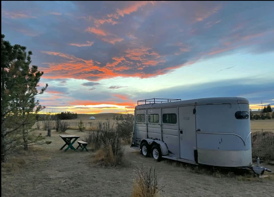 Snap a picture of the Horsebox Renovation and send it to  @HovelHouseCheyenne on insta