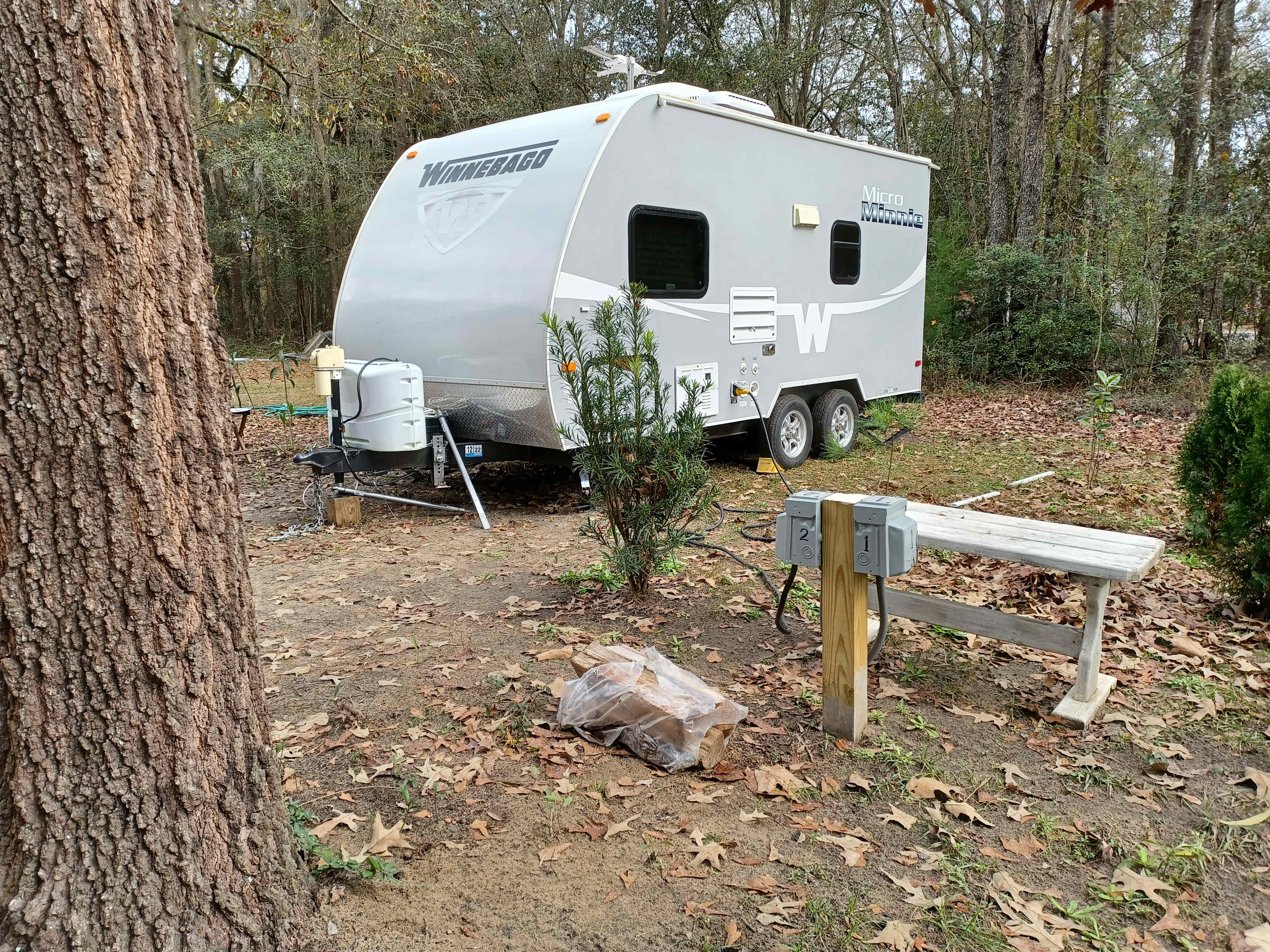 Conveniently located 30 Amp outlets
Easy in and out
Fairly level and compact ground 