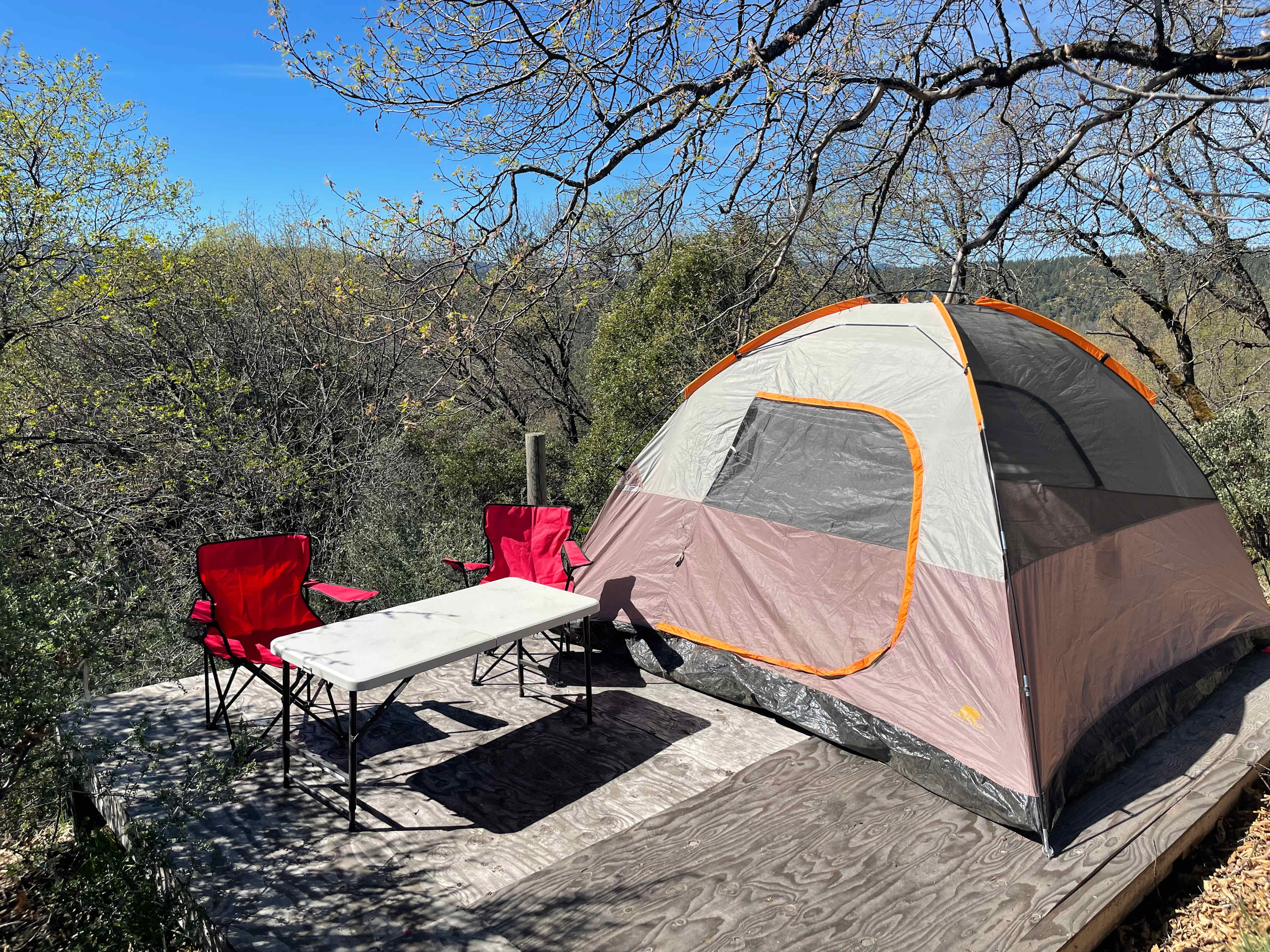 Sunset sanctuary awaits you..our most secluded spot can host you in either your own tent or ours and we also have a cozy futon available and just the right amount of privacy while still having the security of being in inside our farms fence..