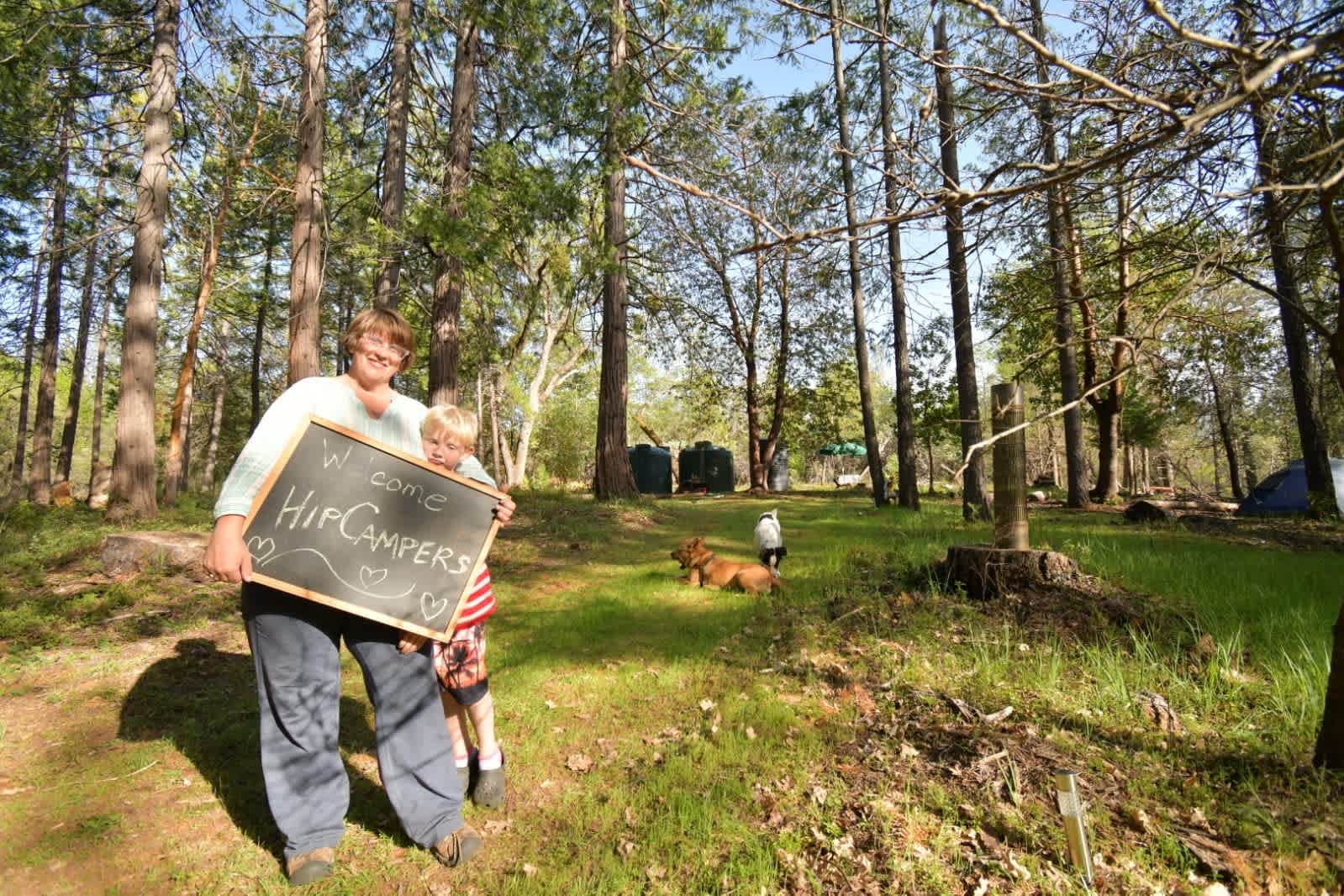 Samantha and Stanley welcome you to All Corners campsite! 