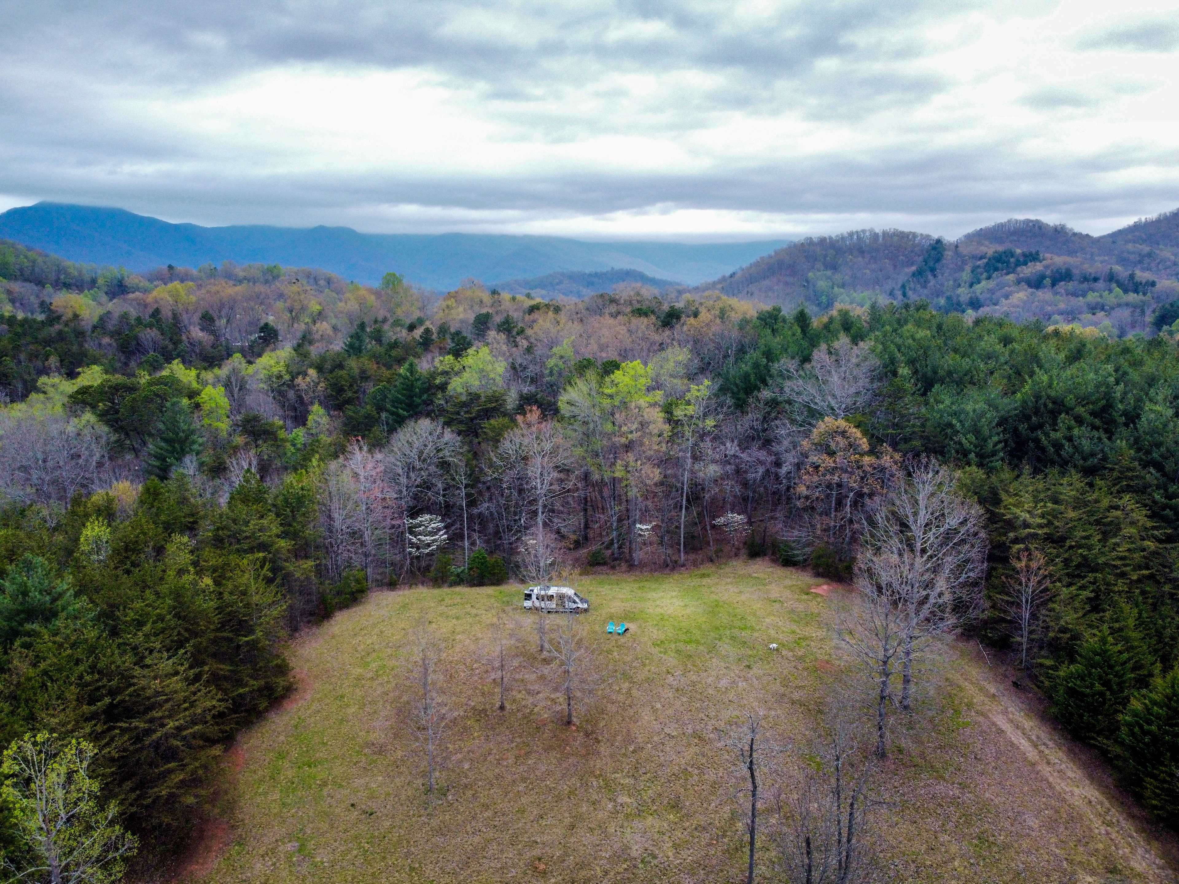 Where you’ll stay on the knoll. (Winter view)