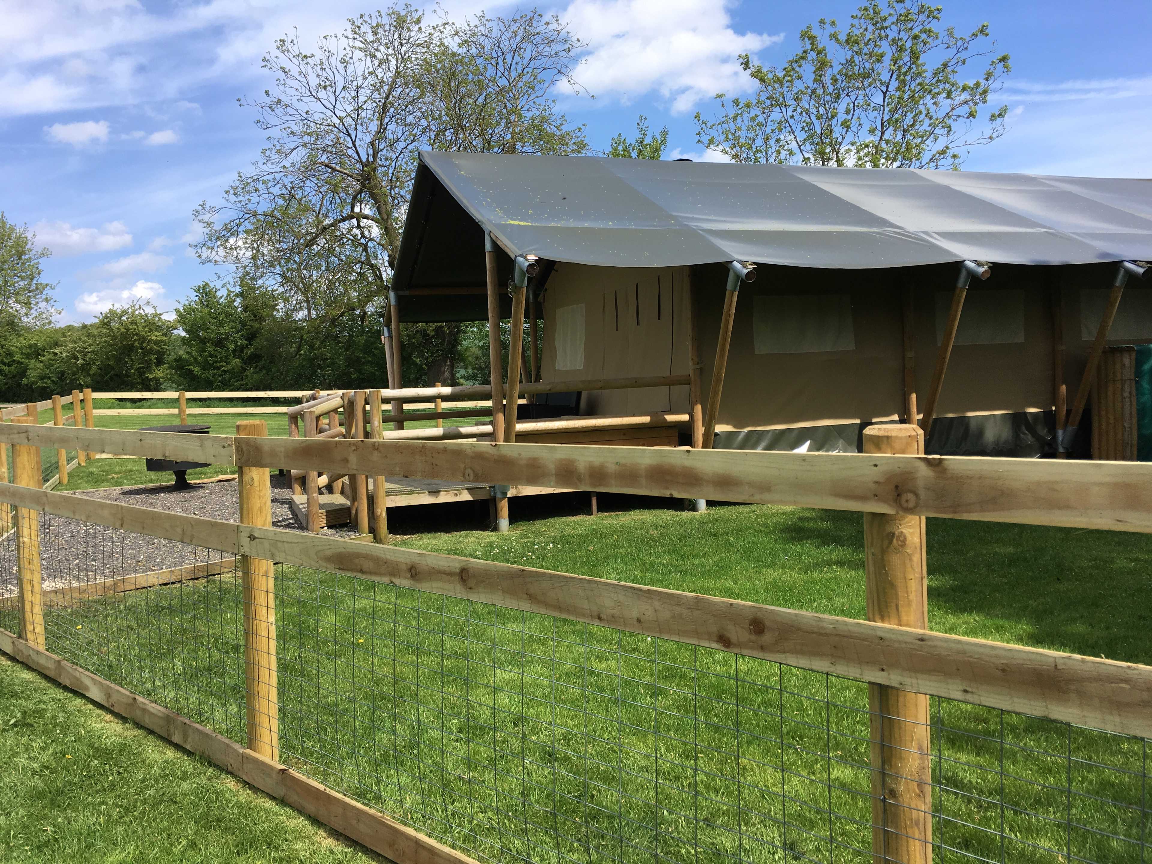 Glamp-in-Style