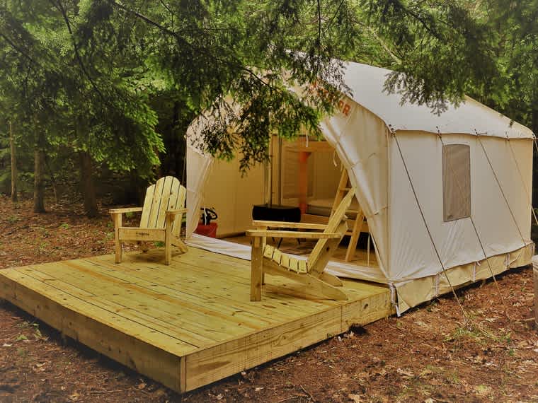 Waterfront Woodsy Glamping