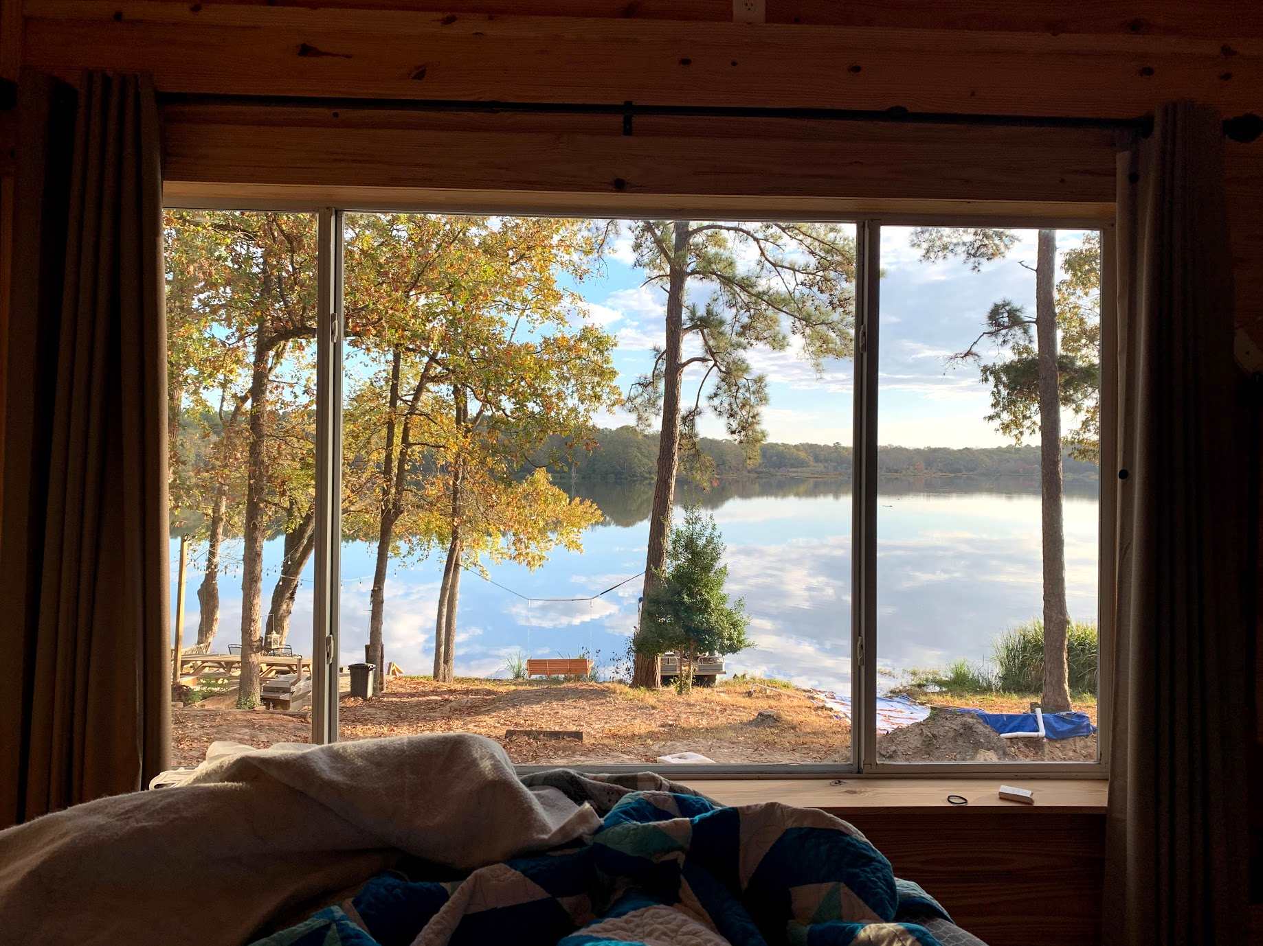 Cabins directly on the Lake
