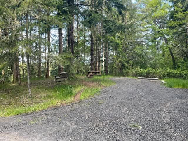 Close Inn Country View RV or VAN