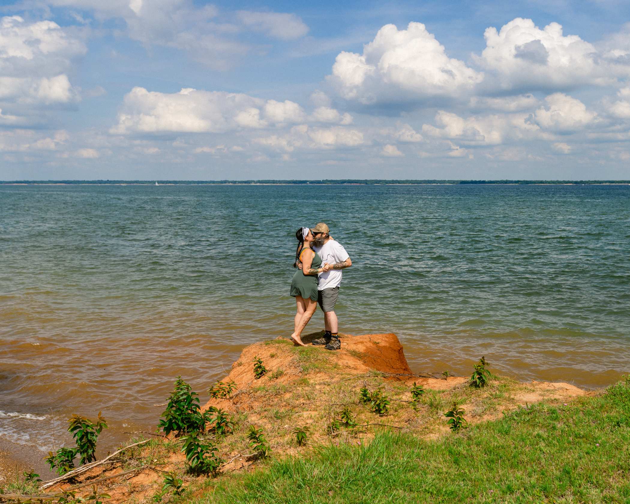A wonderful getaway for couples! It was quiet, and while we did have neighbors at camp, we felt like we had the entire camp to ourselves to walk around and explore.