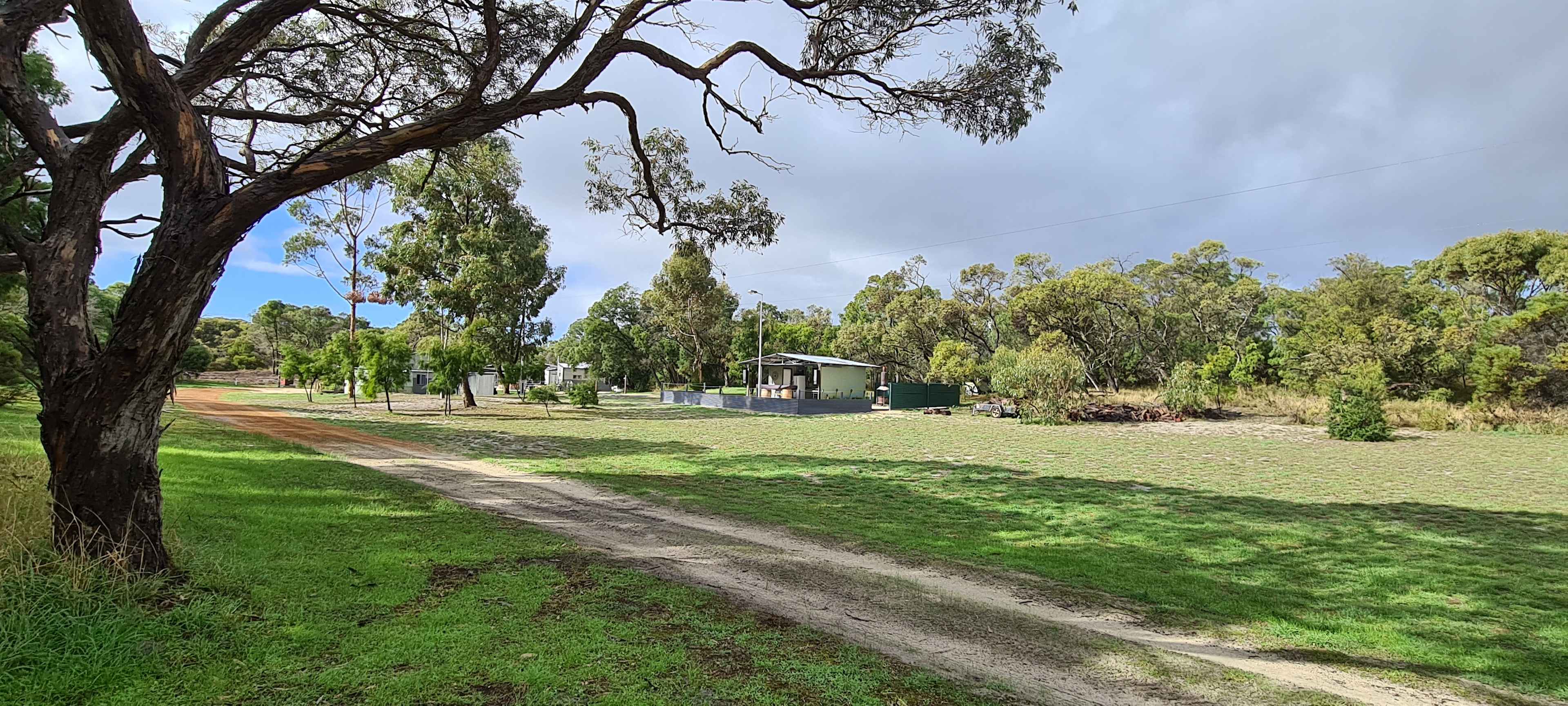 Site 1 - The Paddock, is located next to the camp kitchen area.


