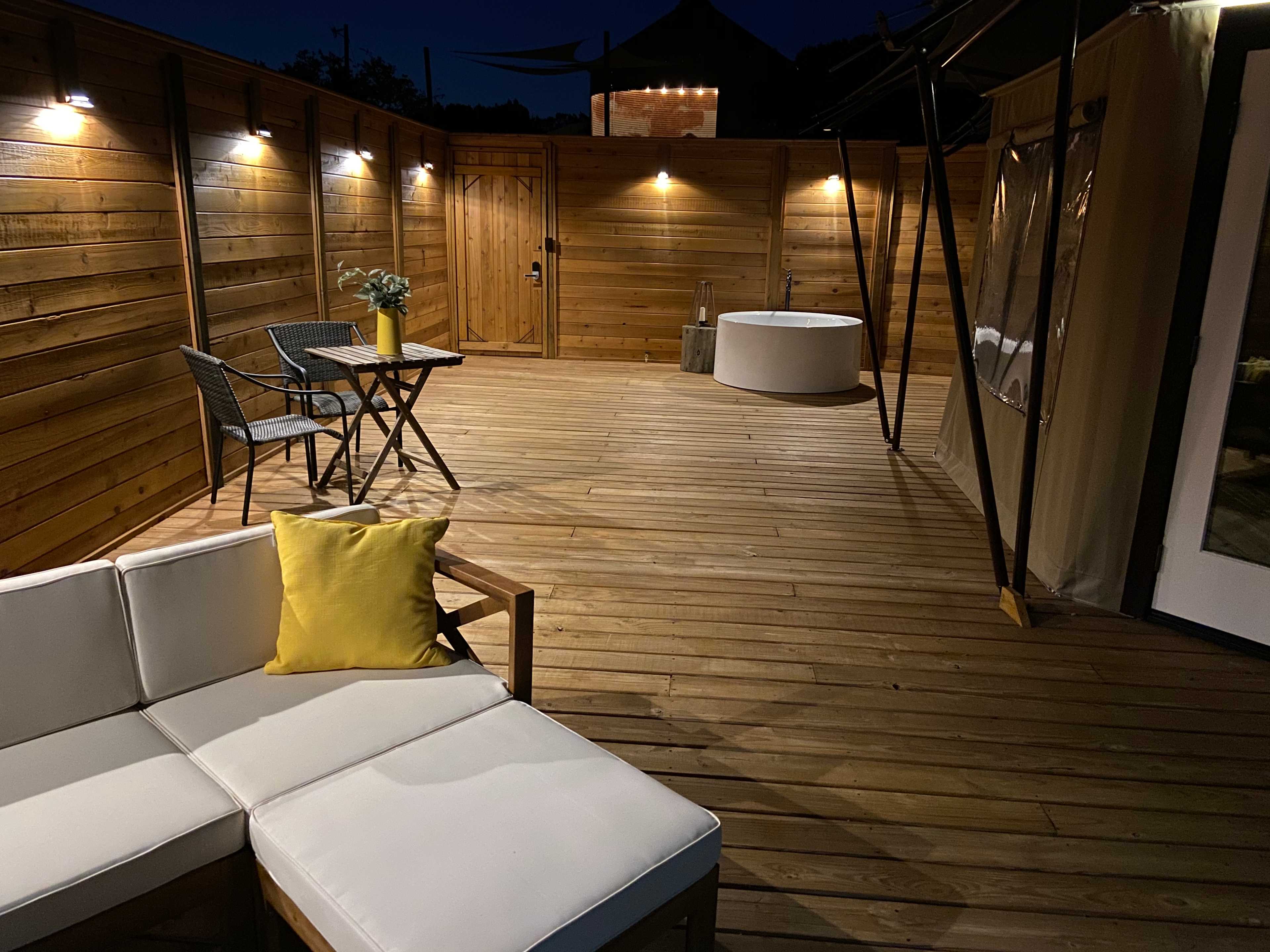 On The Rocks Glamping Resort