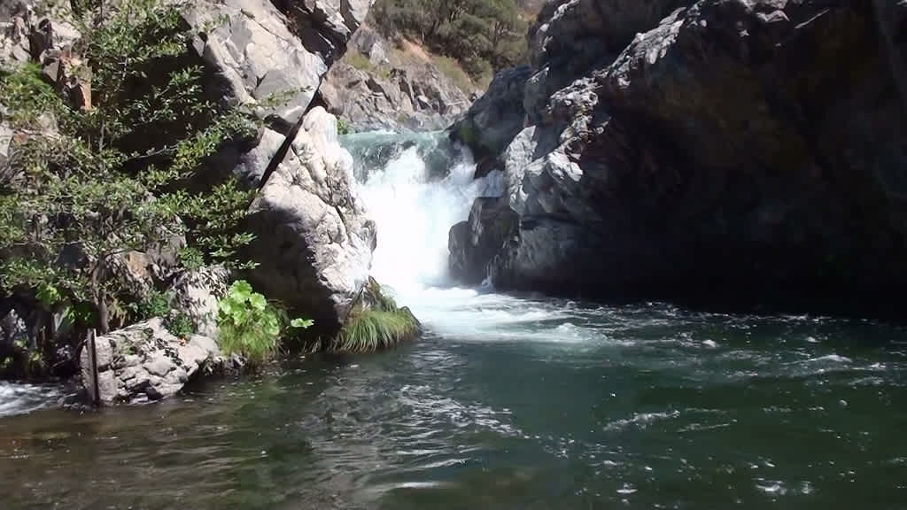 Deer Creek Falls