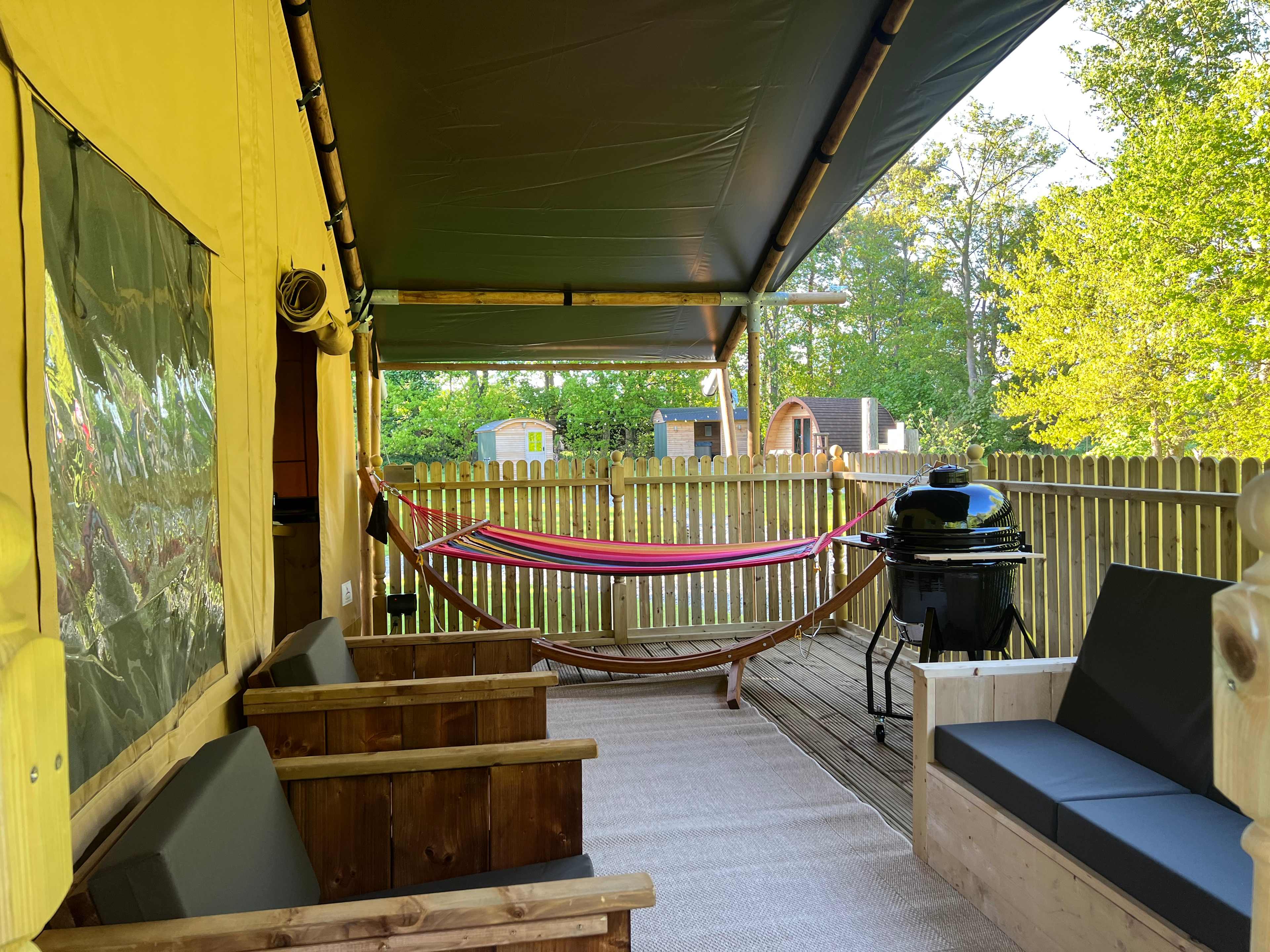 Little Wold Away Glamping