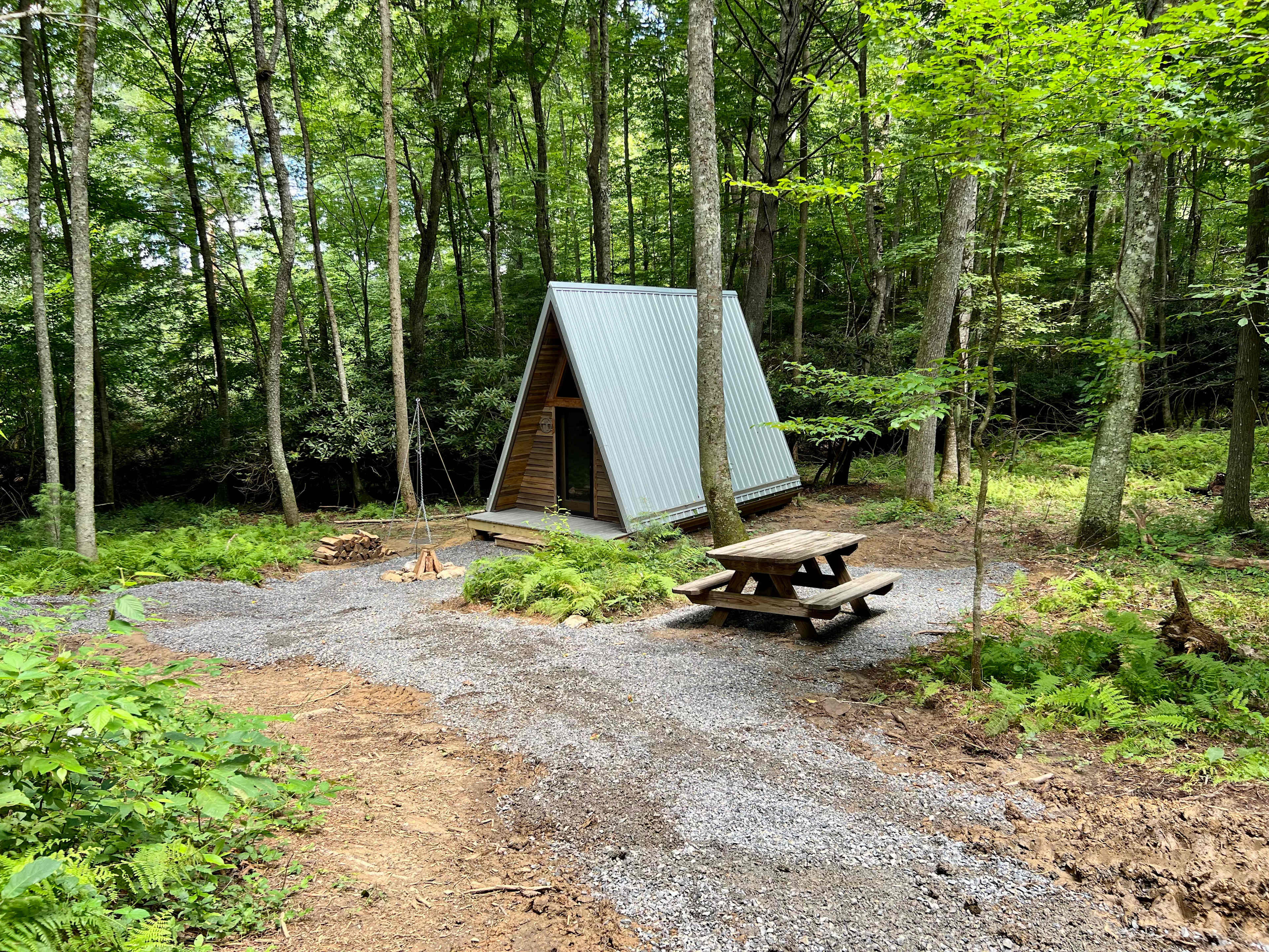 FoxDen by Heartwood Farm and Cabins