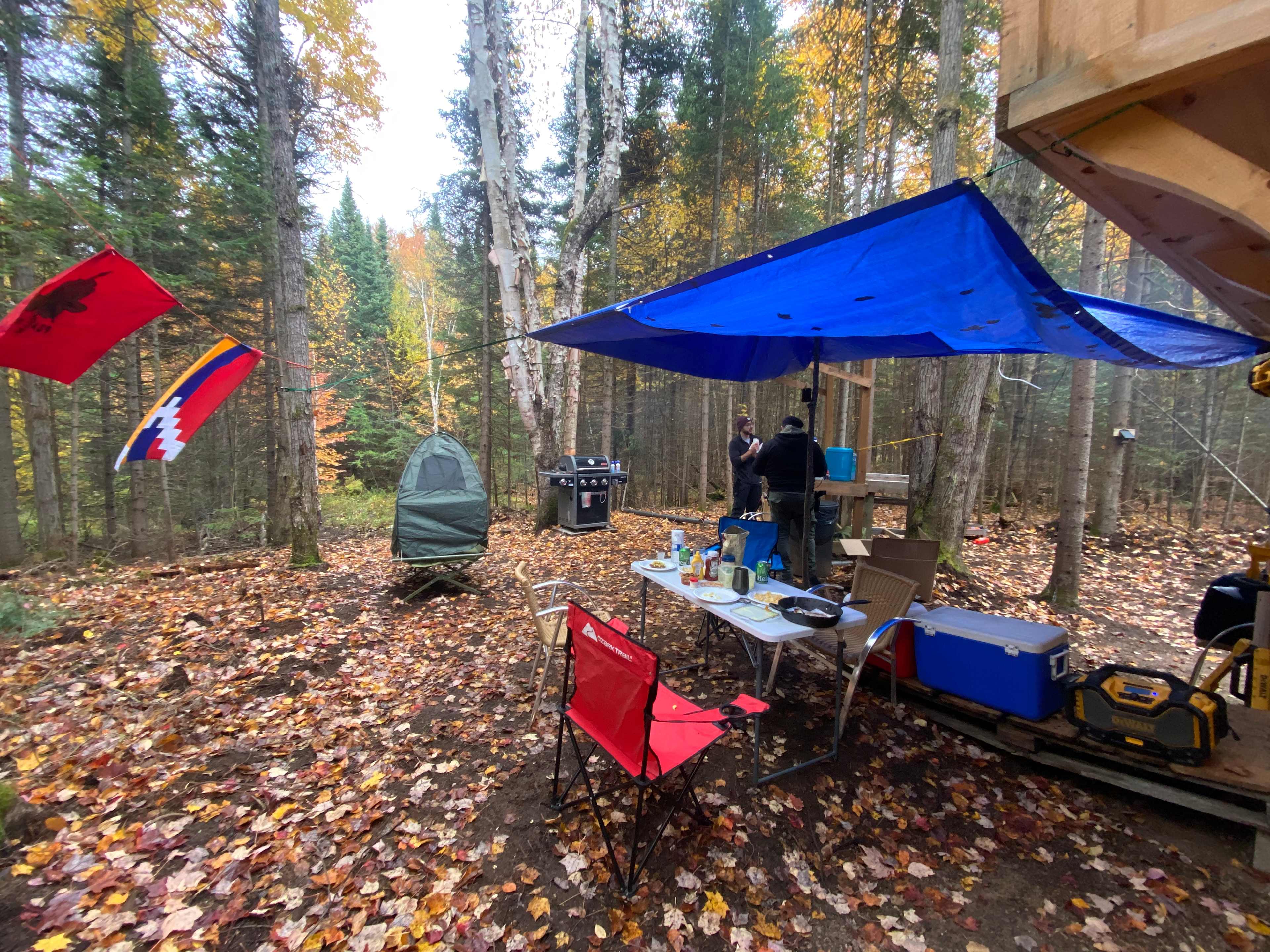 Off -Grid Forest Retreat