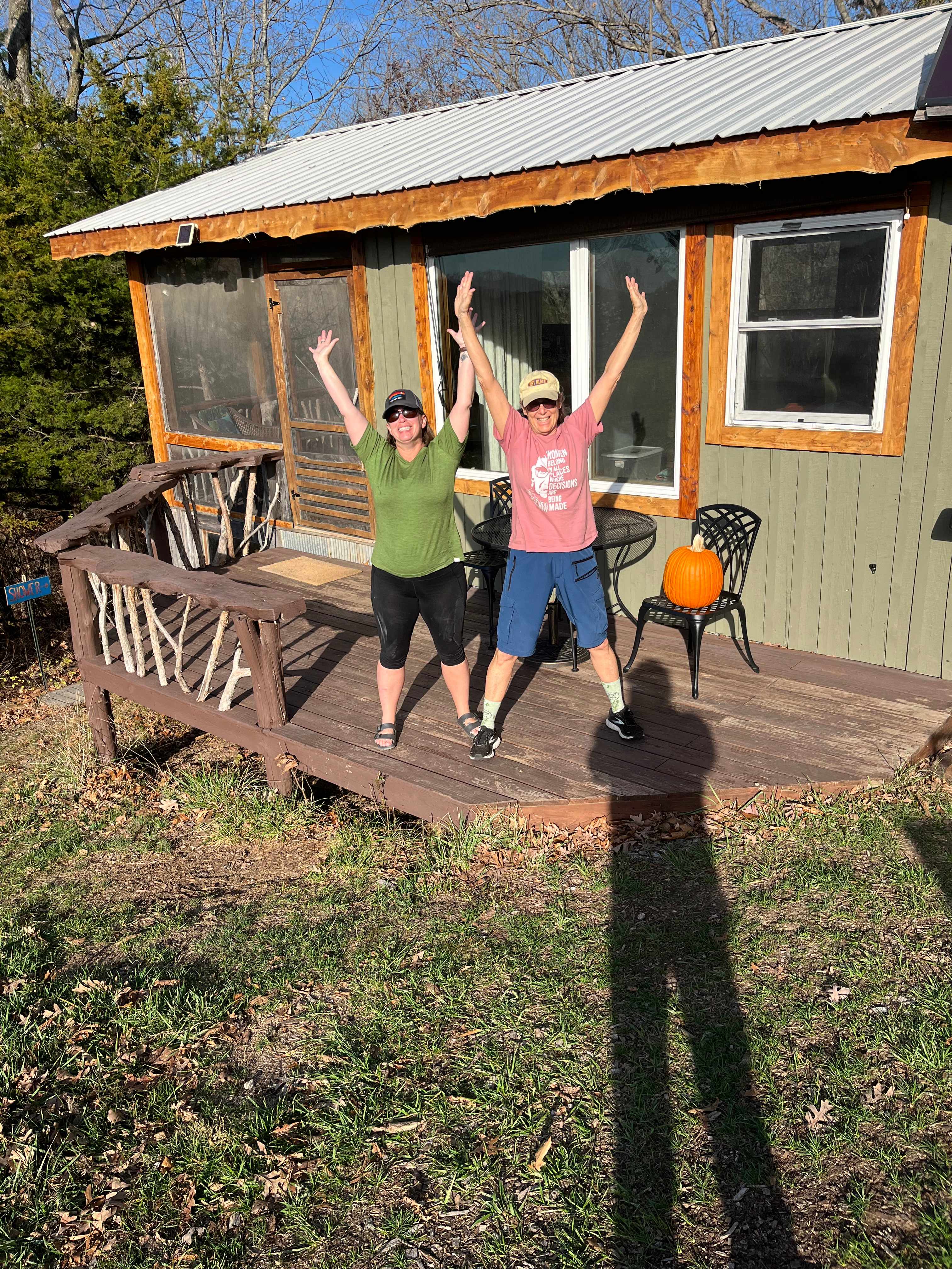 MoonRise Cabin-Farm w/ Trails