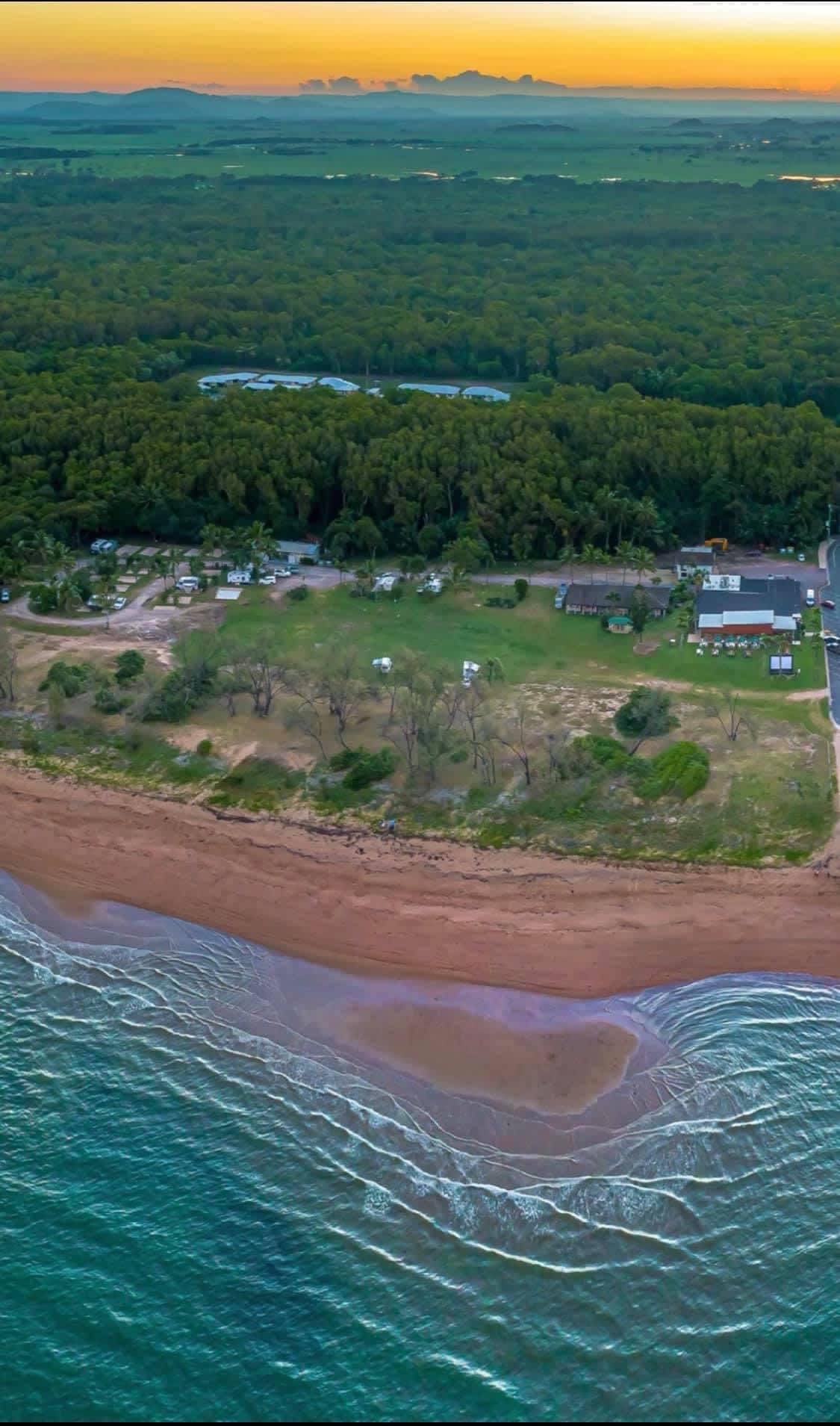 Forrest Beach Hotel Caravan Park