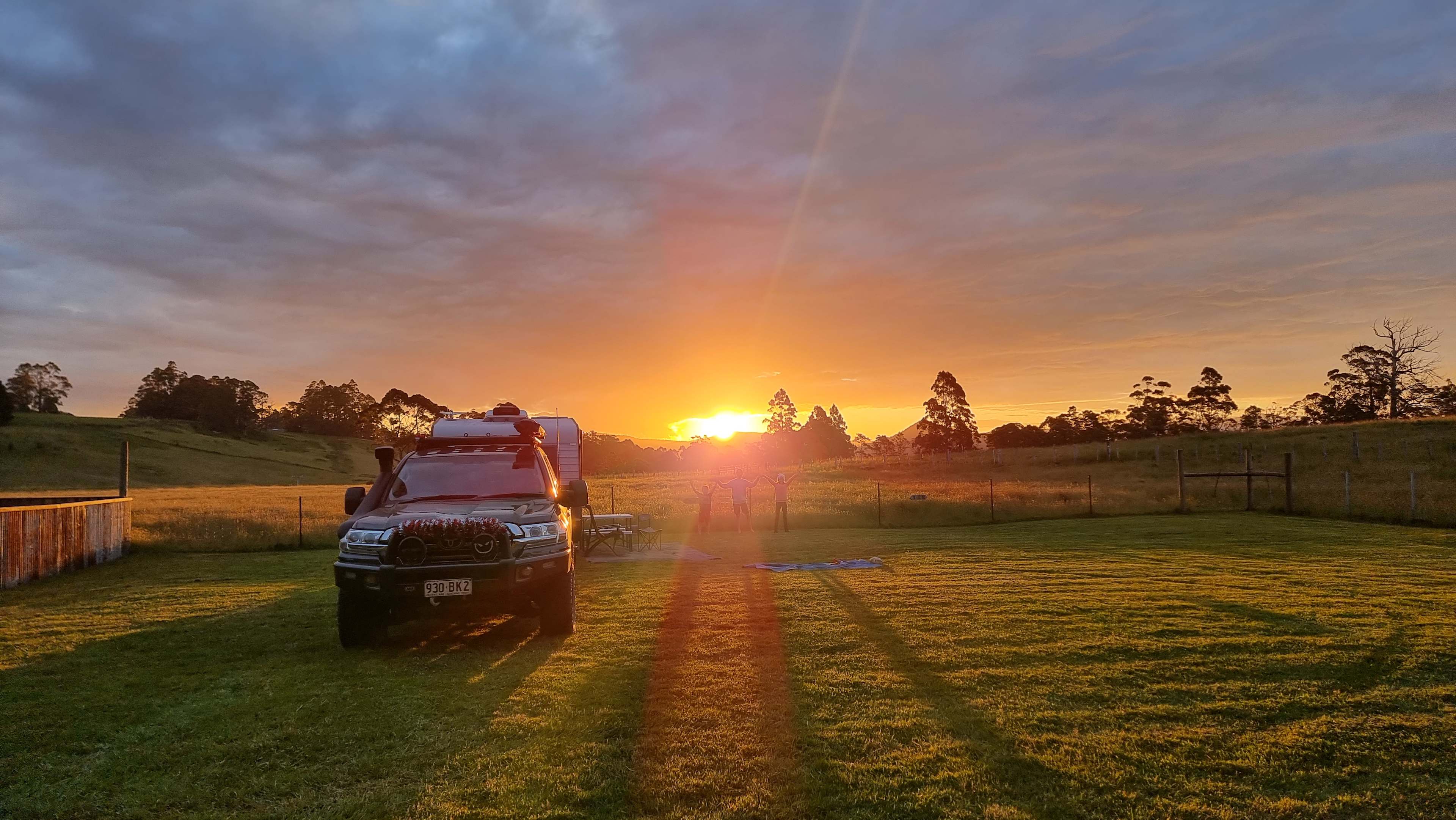 The Farm Cradle Country