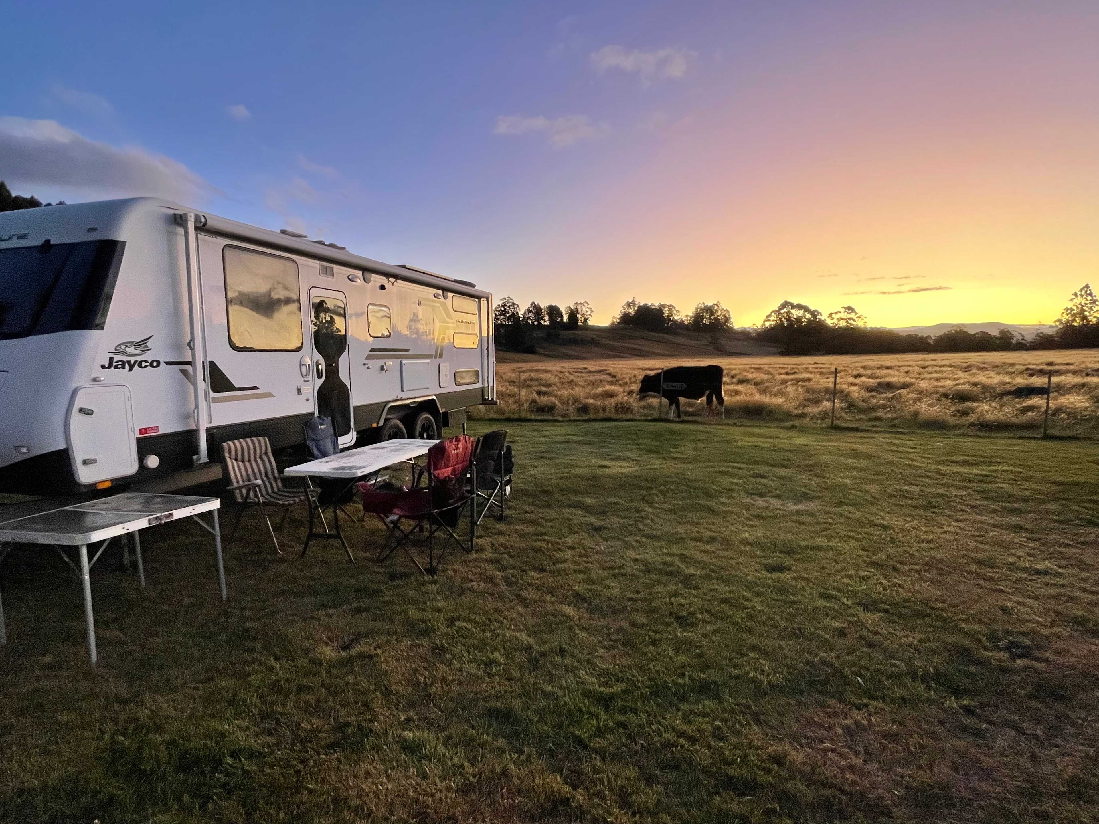 The Farm Cradle Country