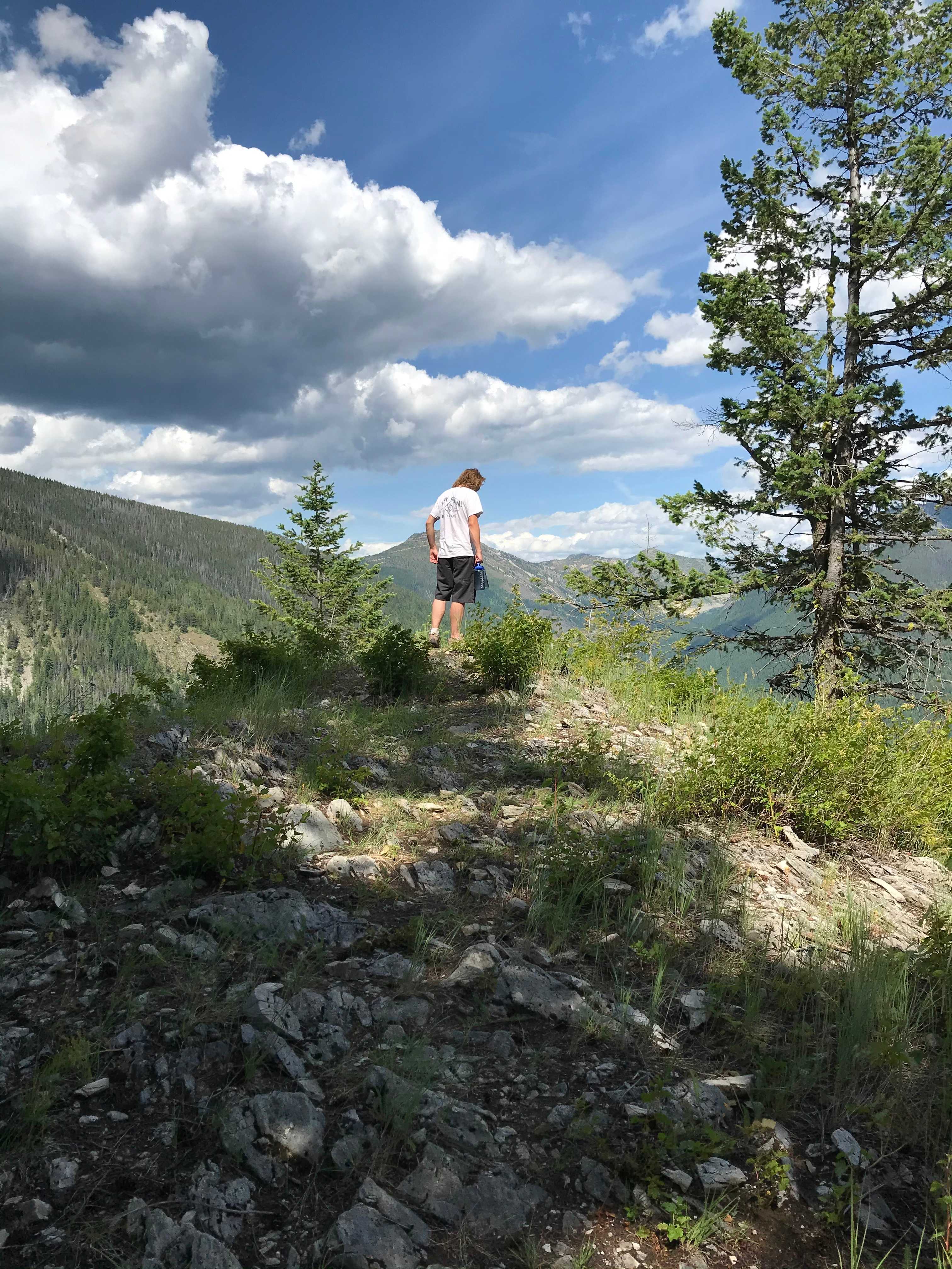 Incredible views and hikes nearby. 