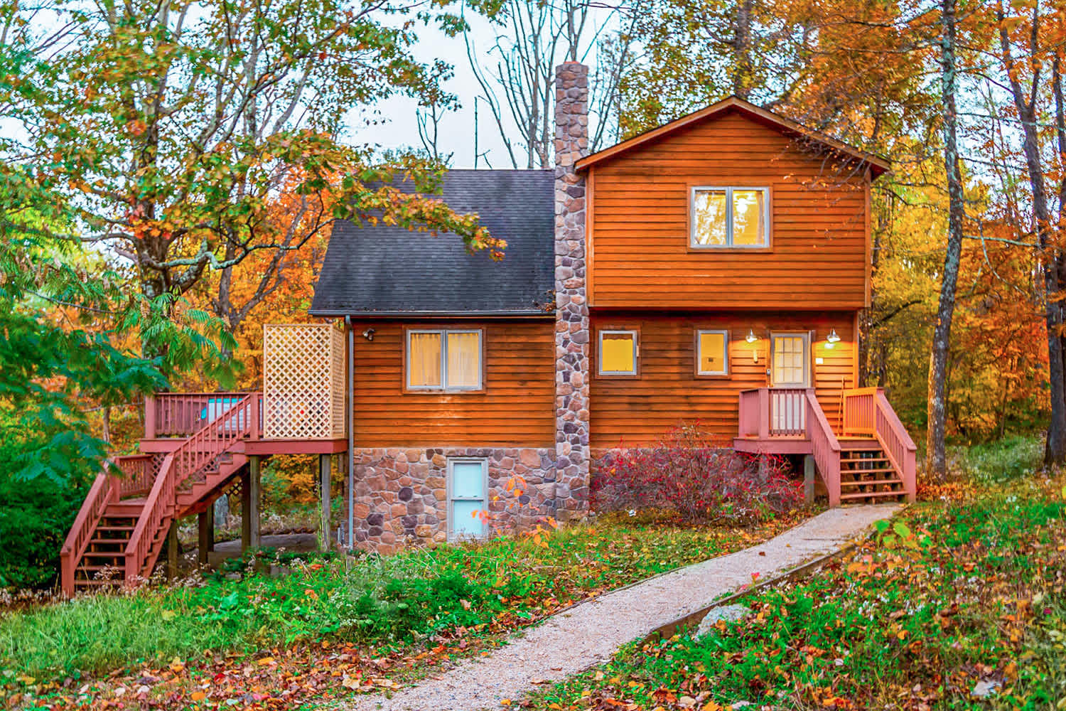 Love Ridge Mountain Lodging