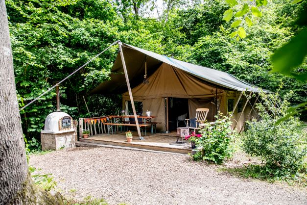 Dernwood Farm Camping & Glamping