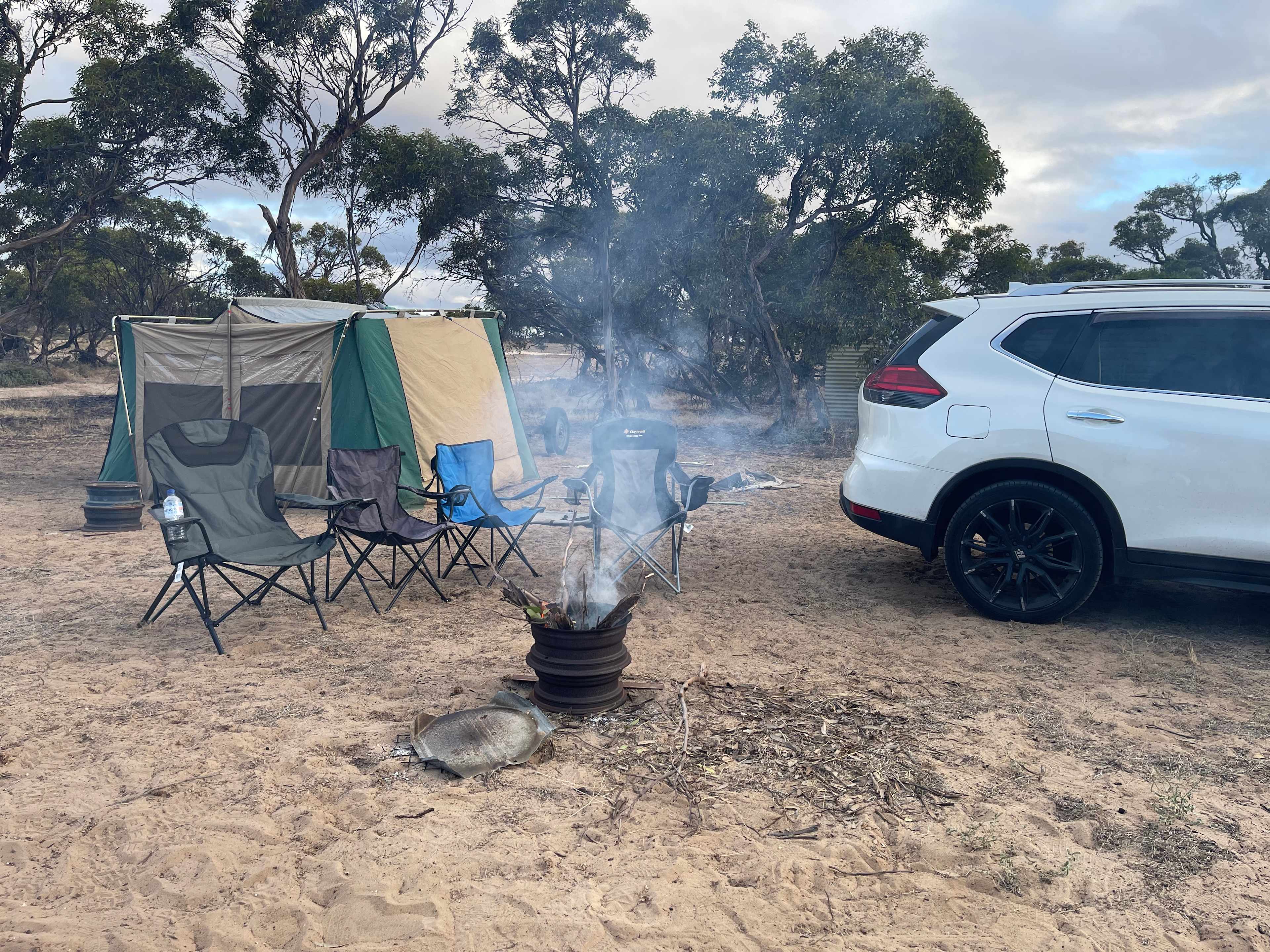 Currawong Corner - Vans, RV & tents