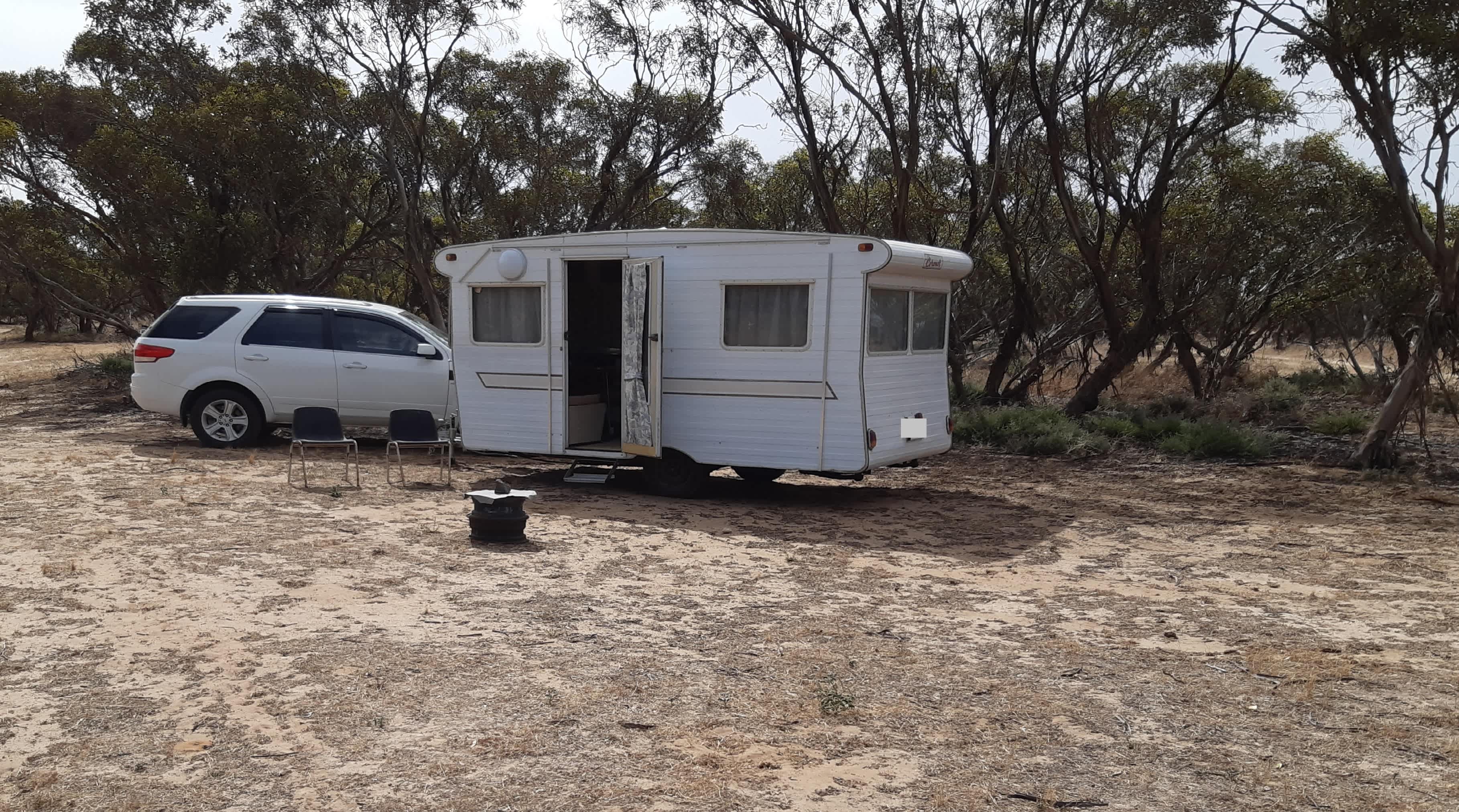 Currawong Corner - Vans, RV & tents