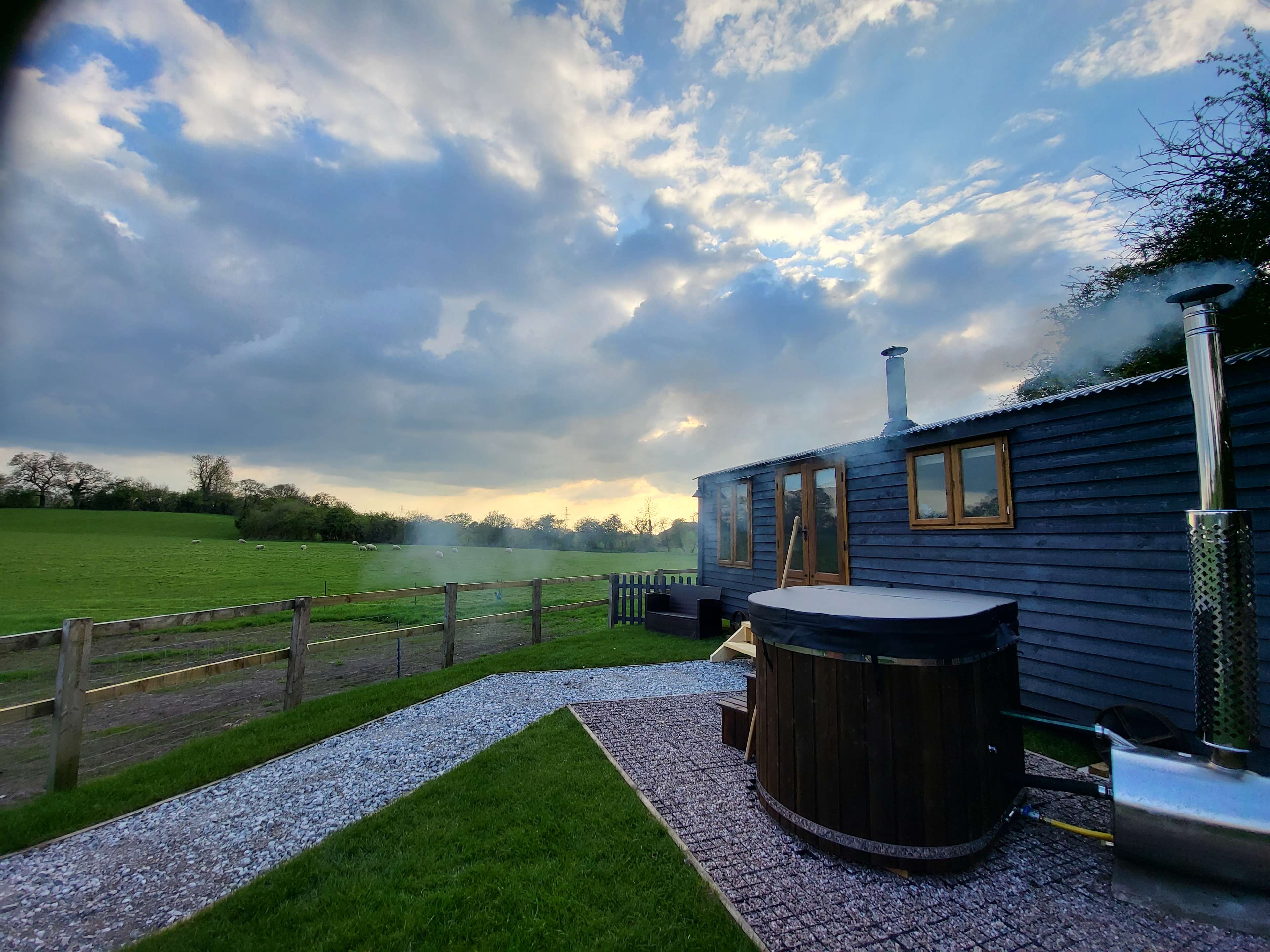 Tipsy Tree Glamping
