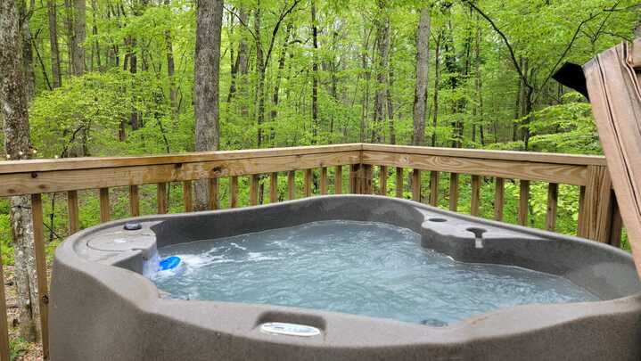 "Overall really good. Hot tub is divine, really lovely on the porch."-Luke Oct2025