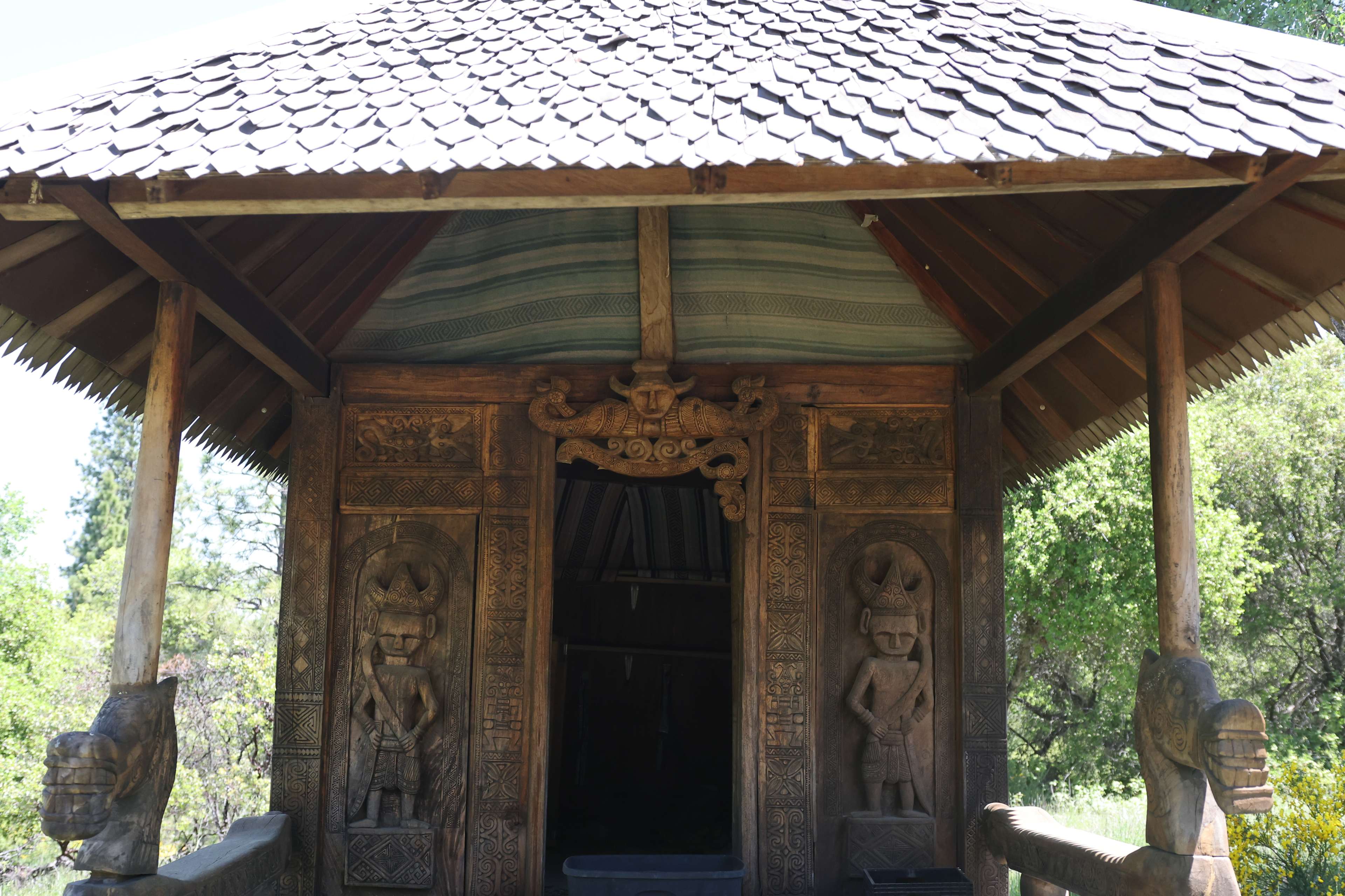 BALI HUTS ON PRIVATE YUBA