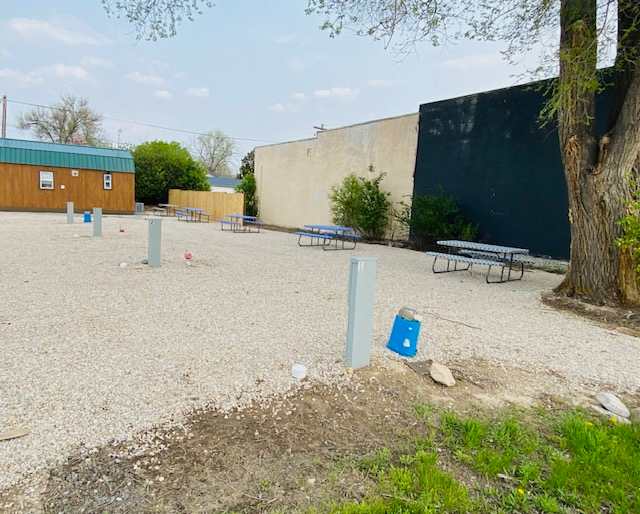 Street view of all 4 RV lots and Cabin