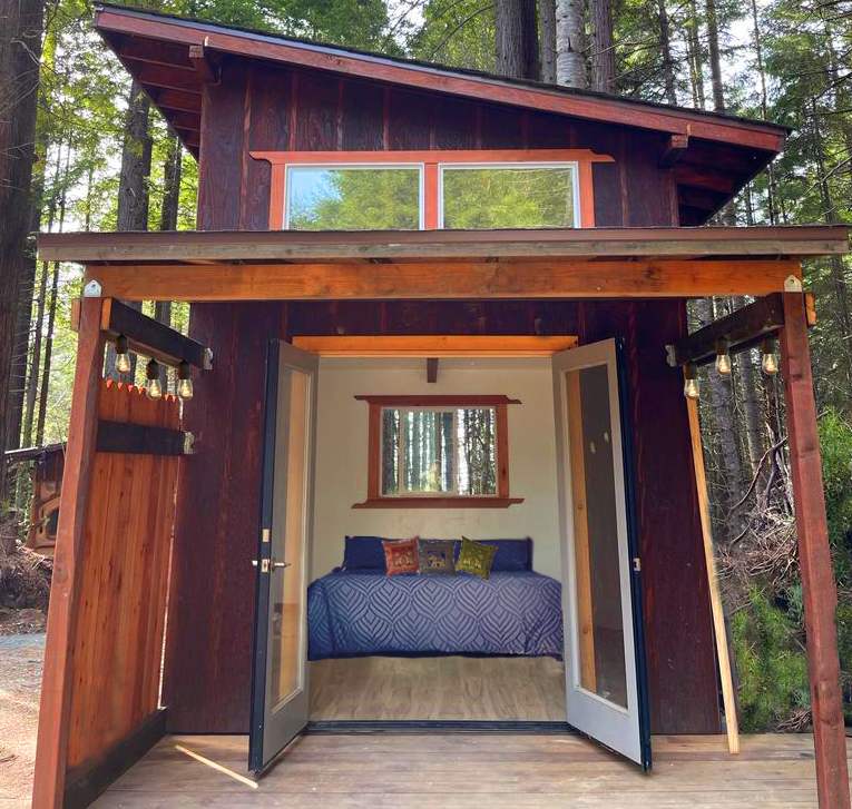 Ocean-view Redwood Forest Glamping