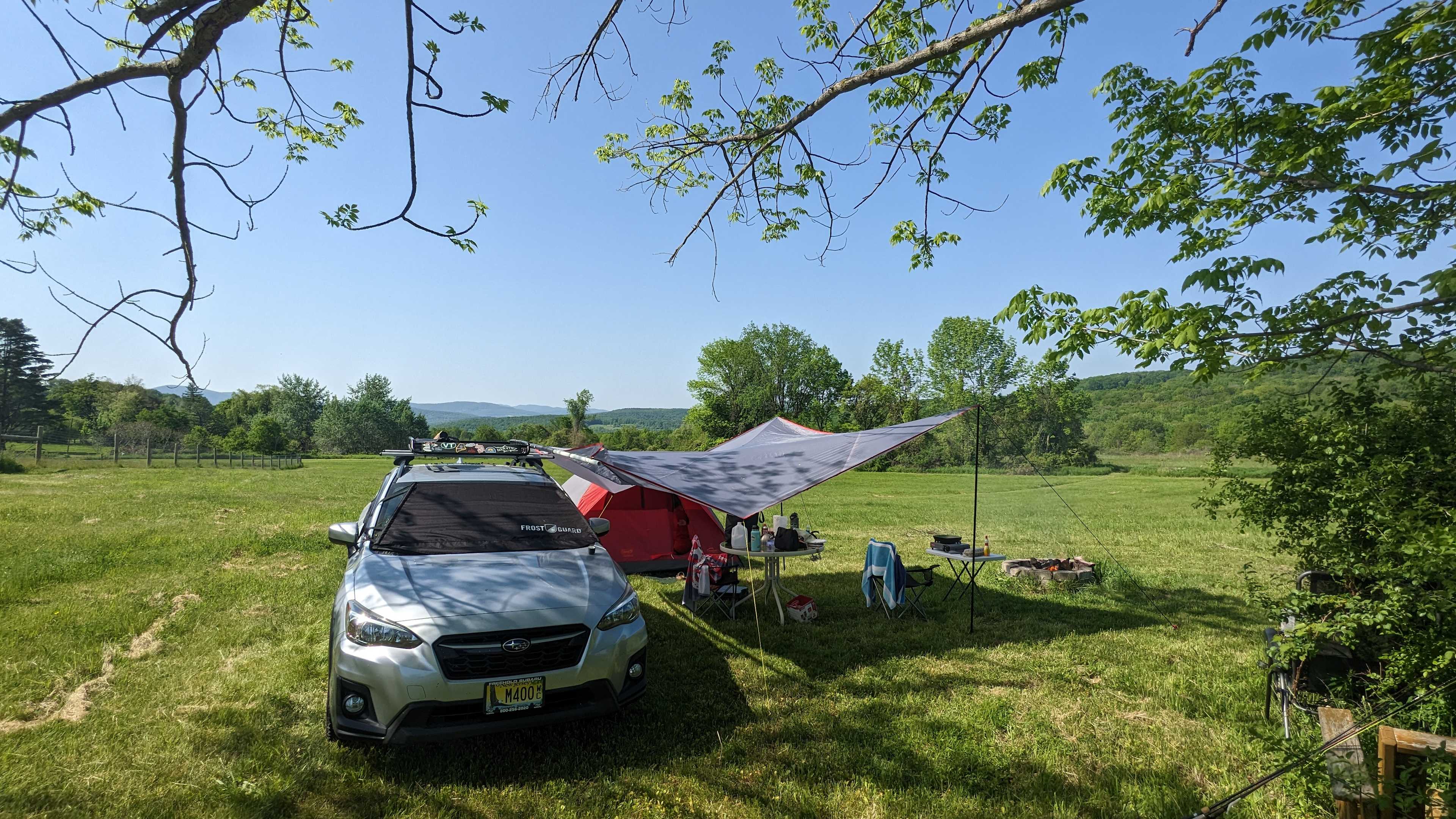 Dickensen Farm: Cabins & Camping