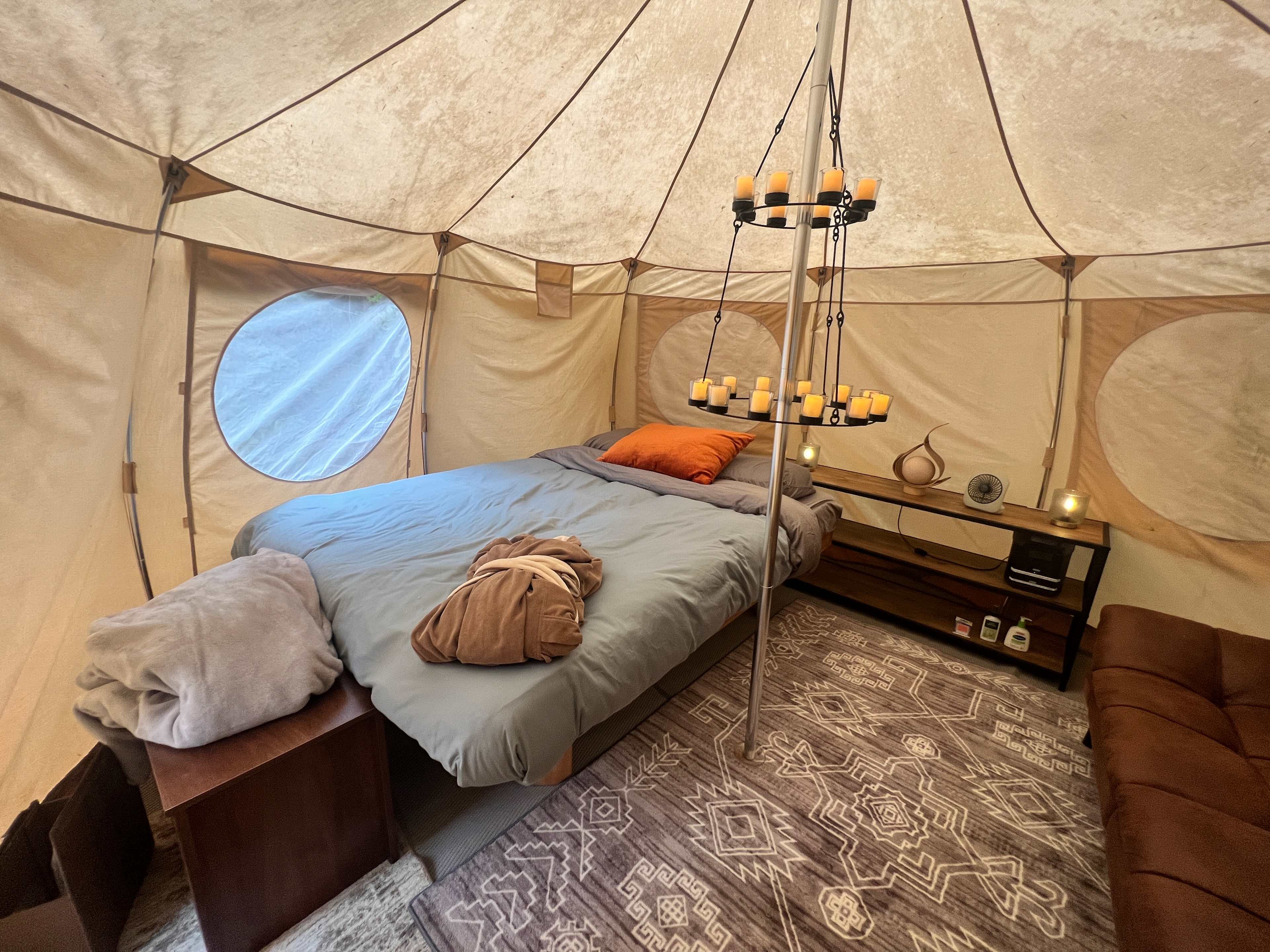 Starry Hot Tub/Cold Plunge Glamping