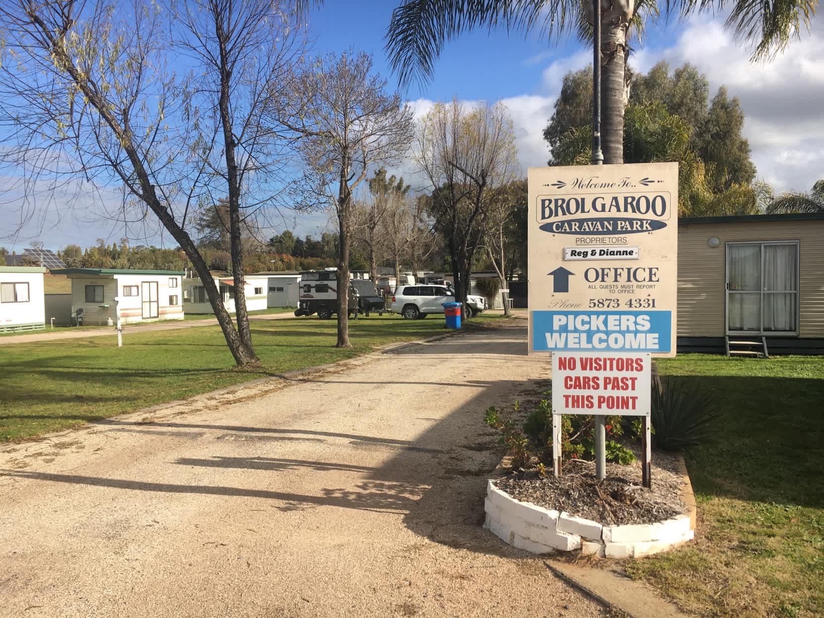Brolgaroo Caravan Park