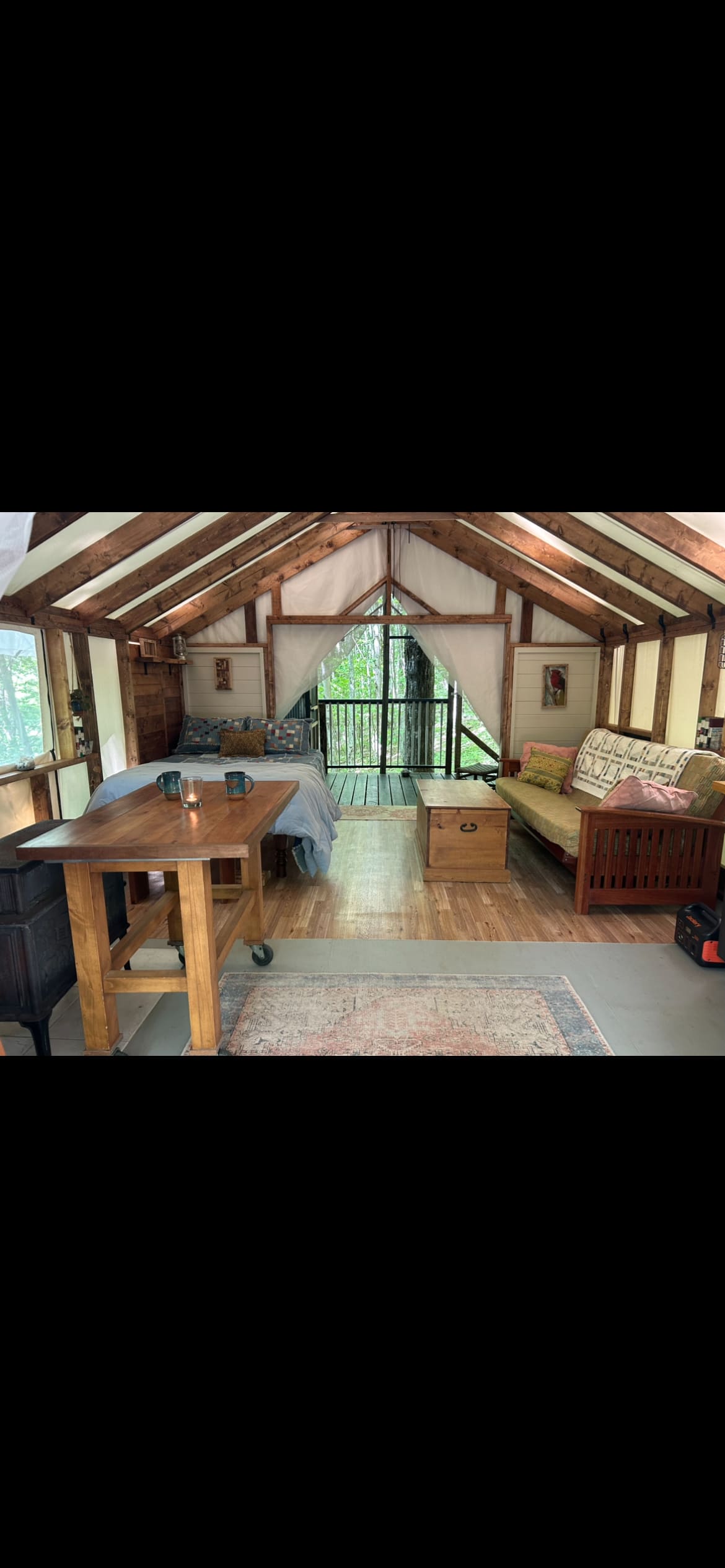 Longhope Mountain Glamping