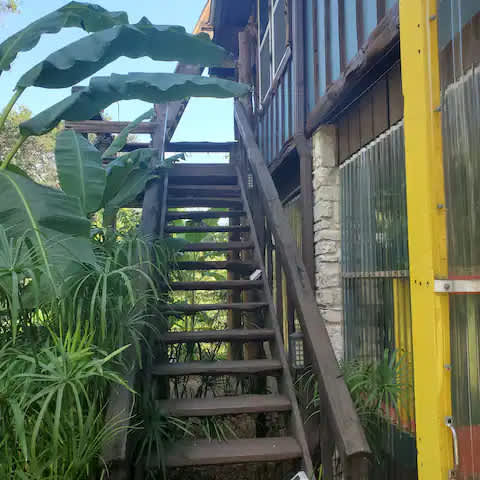 Liberty Hill Hideaway Lake Retreat