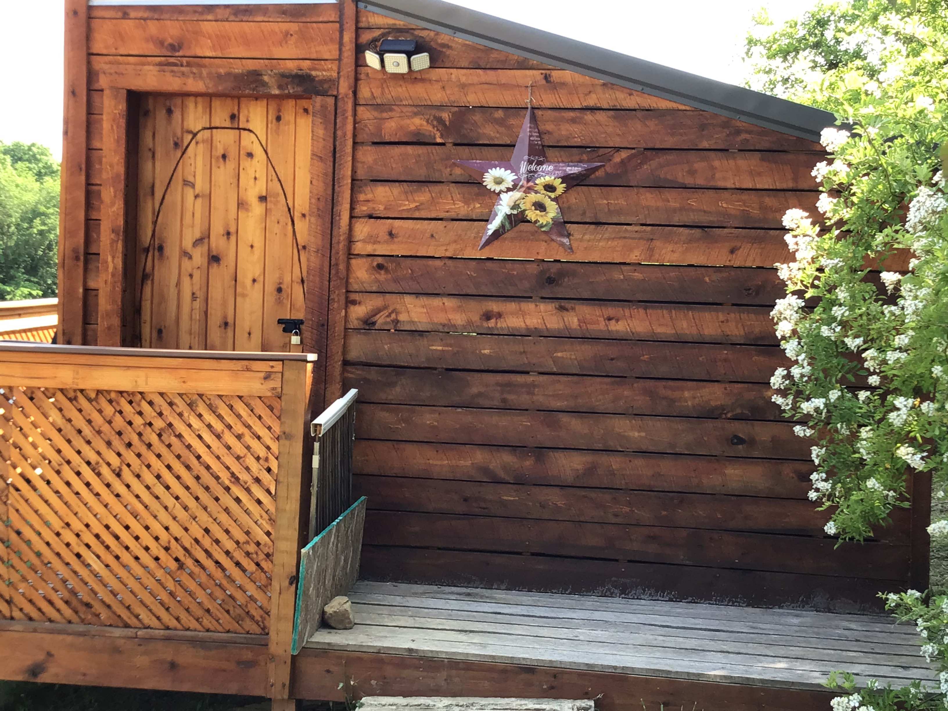 Nanny’s Rustic Retreat