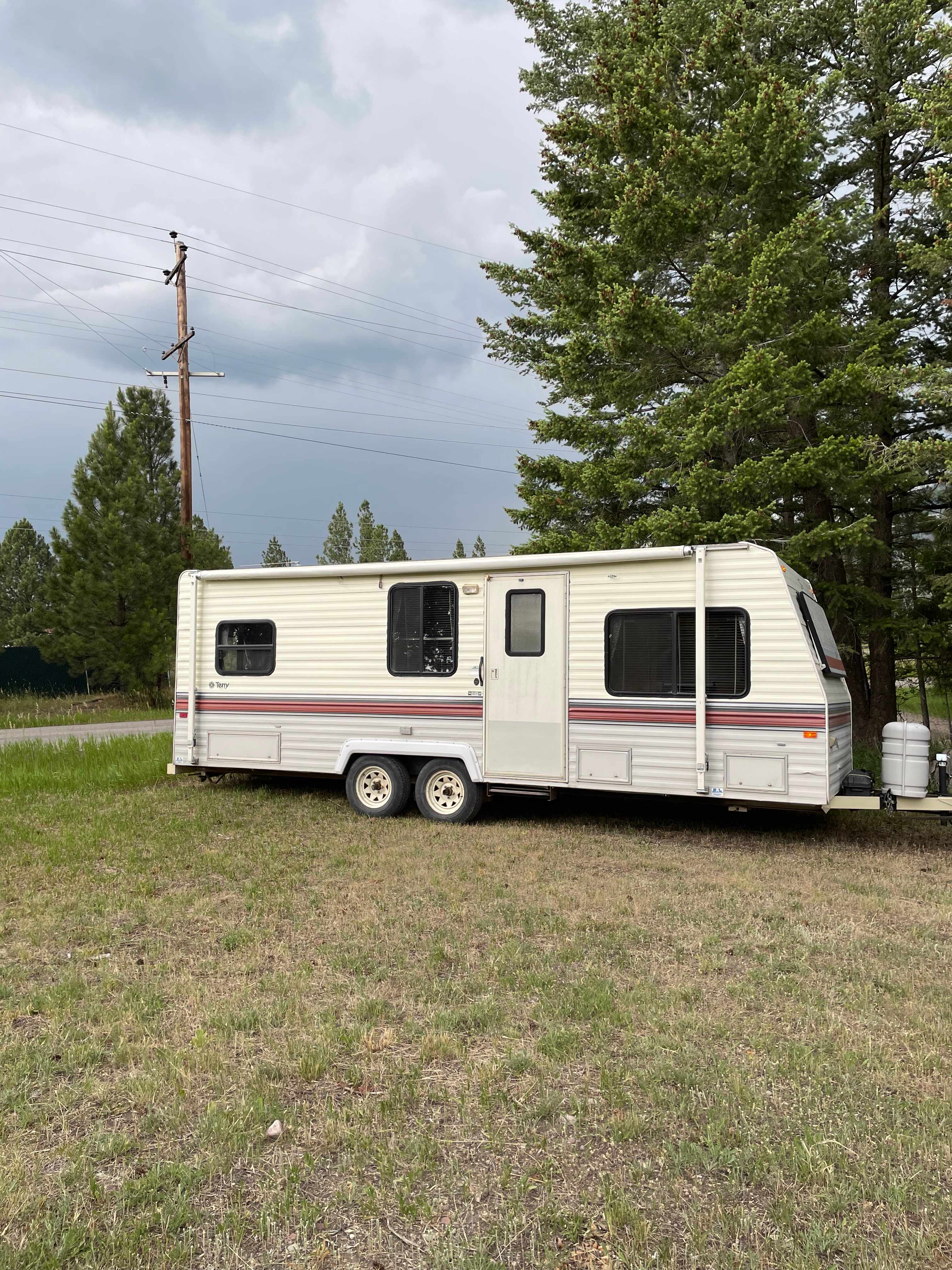 Camp out and enjoy this home away from home while you head to Glacier National Park or the Bison Range!