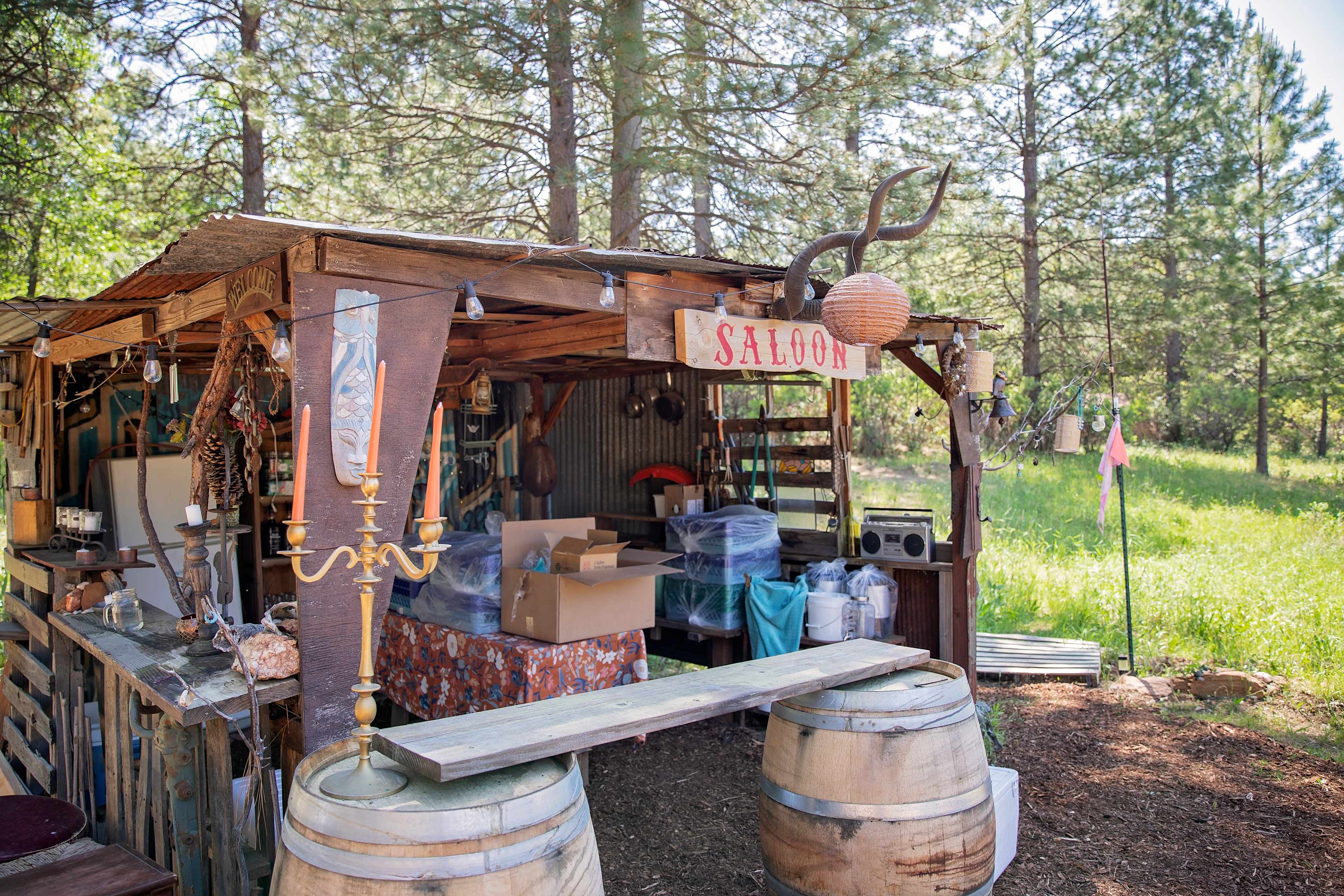 Mighty Farm & Camp 🐕💐🏕️🌅