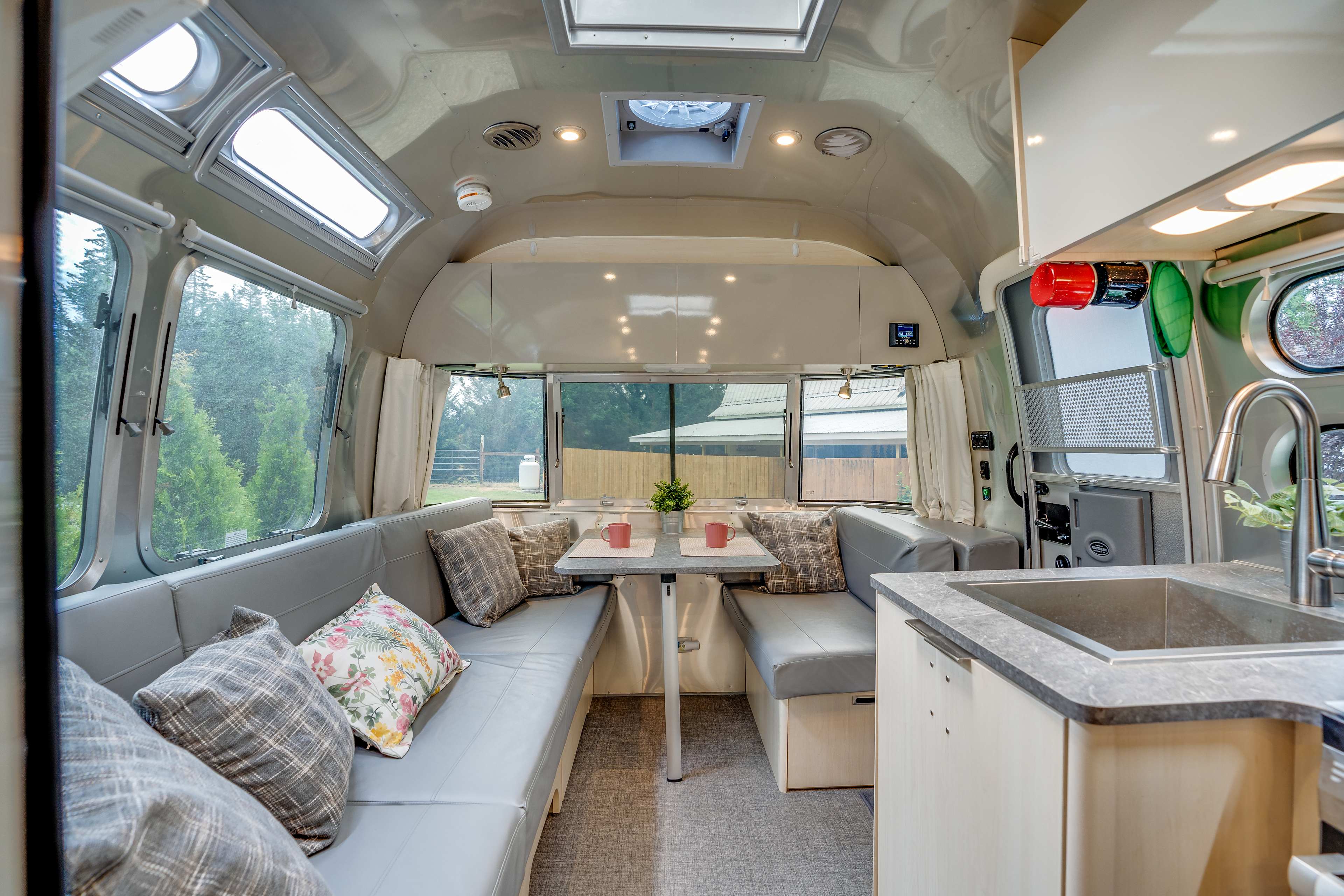 Airstream Glamping 1