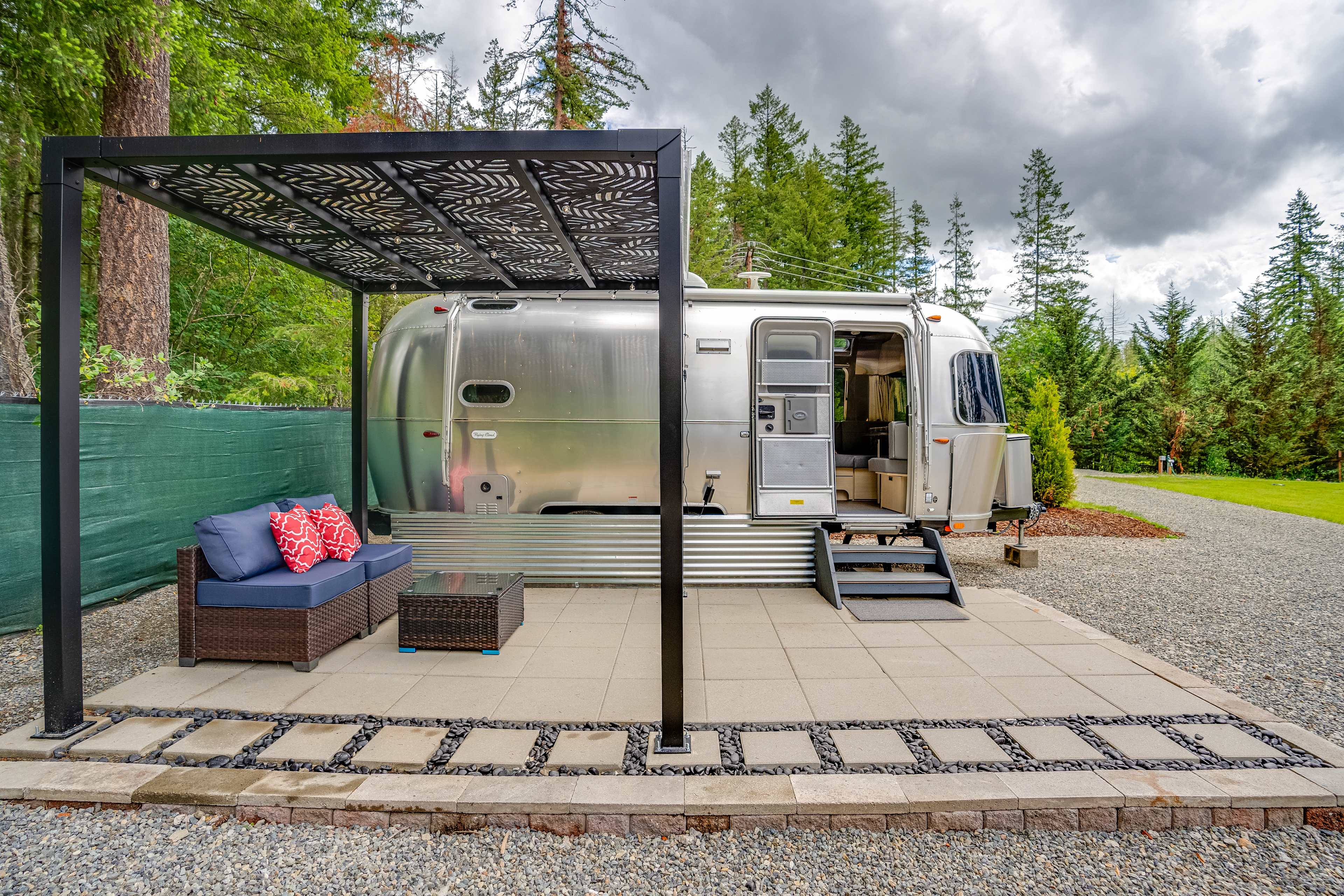 Airstream Glamping 1