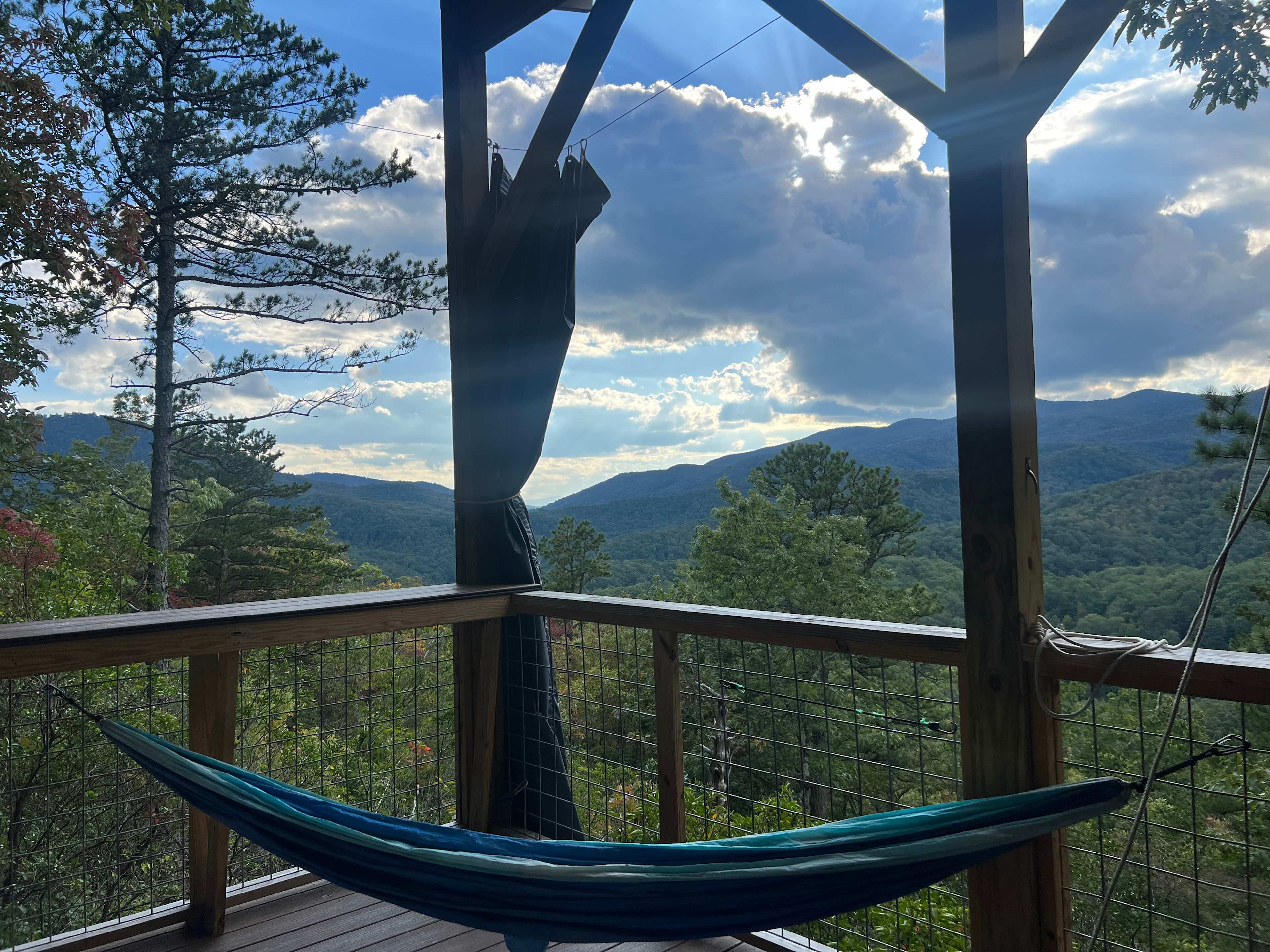 Above the Fray Glamping, Black Mtn.