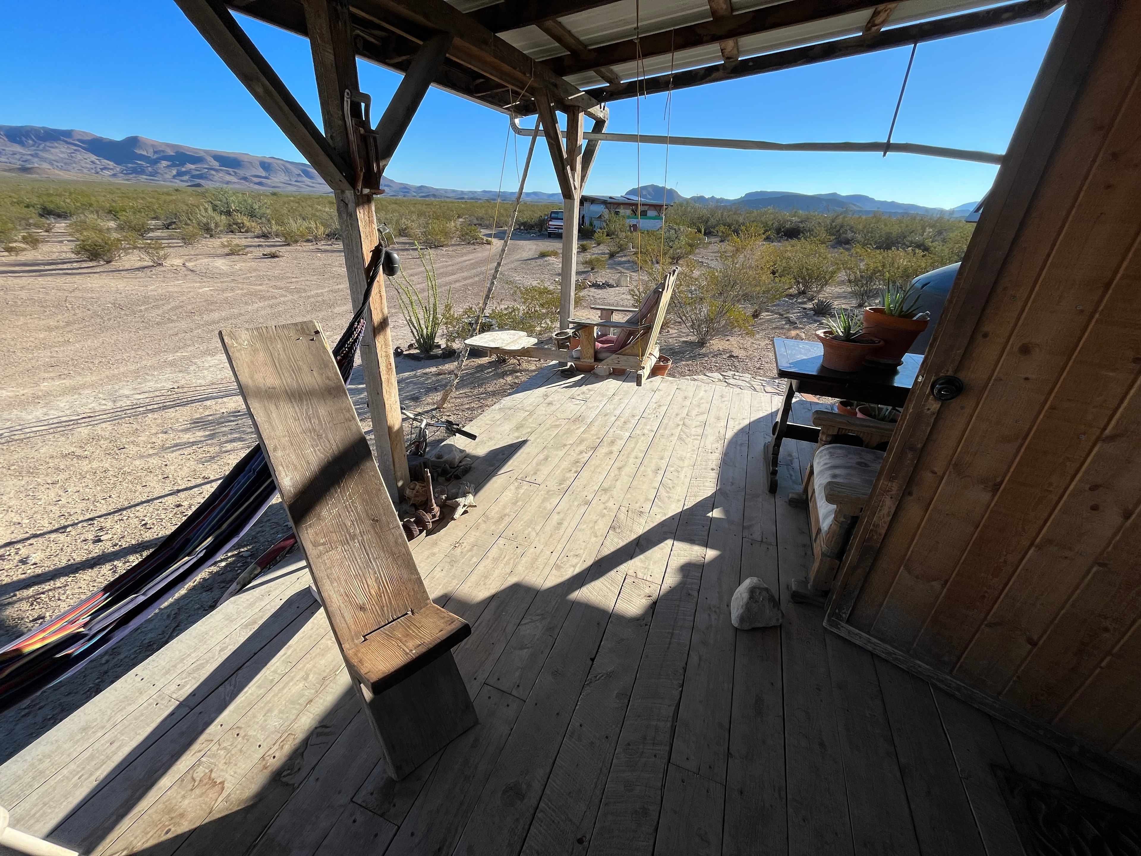 Casa de Keaveny Cabin and Campsite
