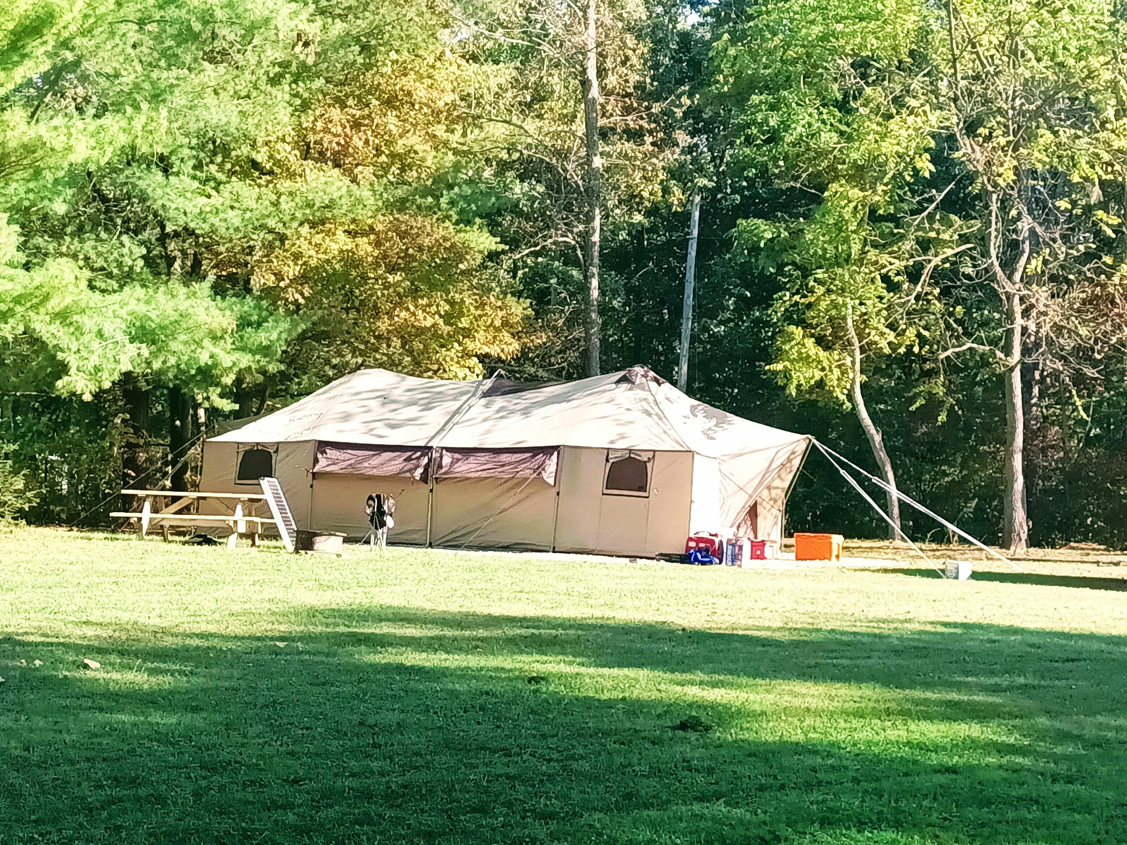 Pop's Place Camping