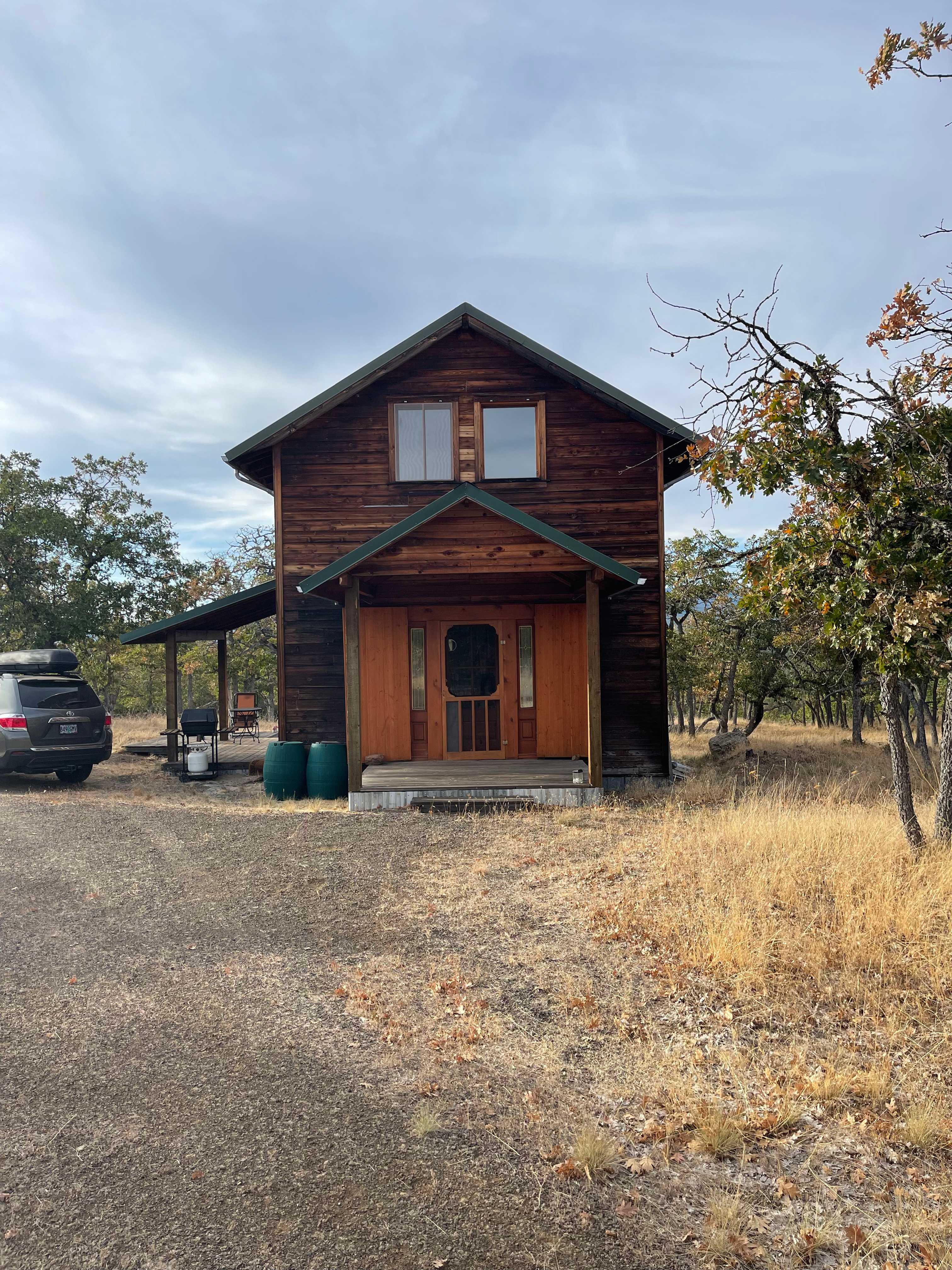 KLICKITAT VIEW CABIN