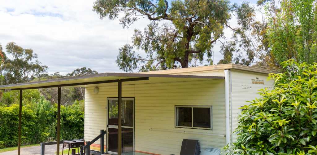 Wonboyn Cabins & Caravan Park