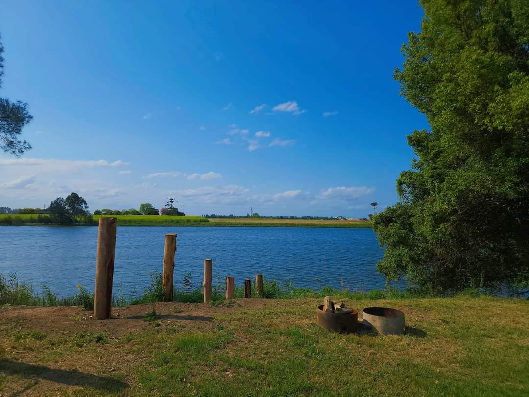 River terrace camping Cowper 2460