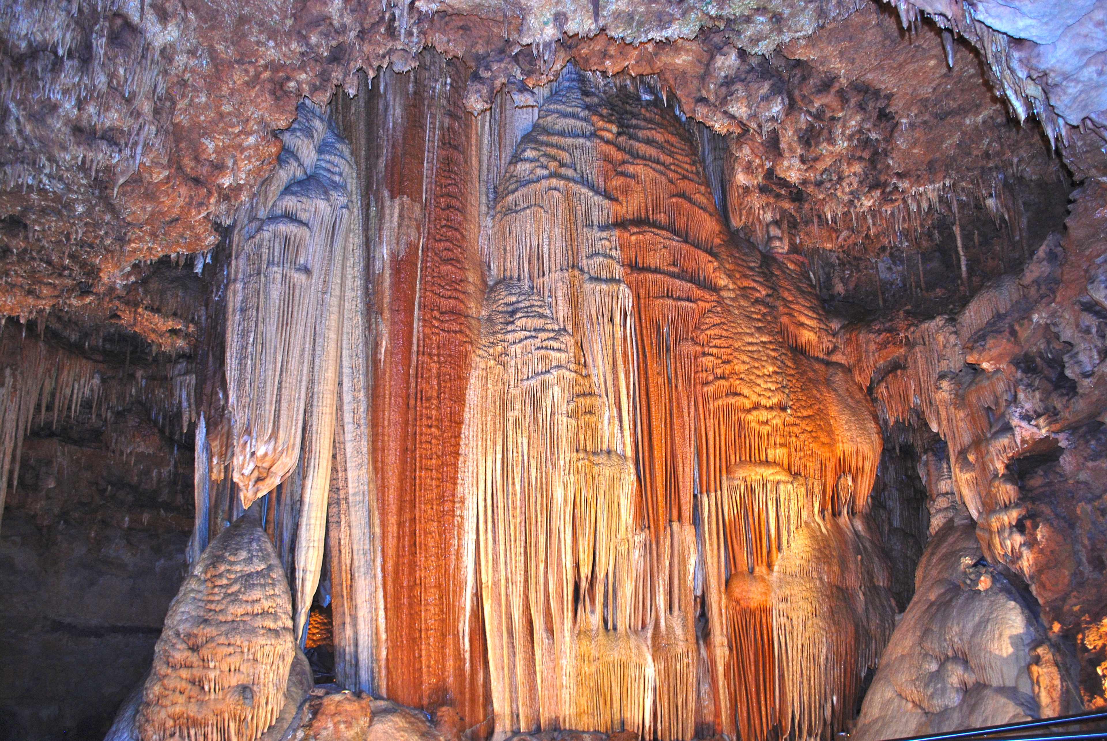 Meramec Caverns